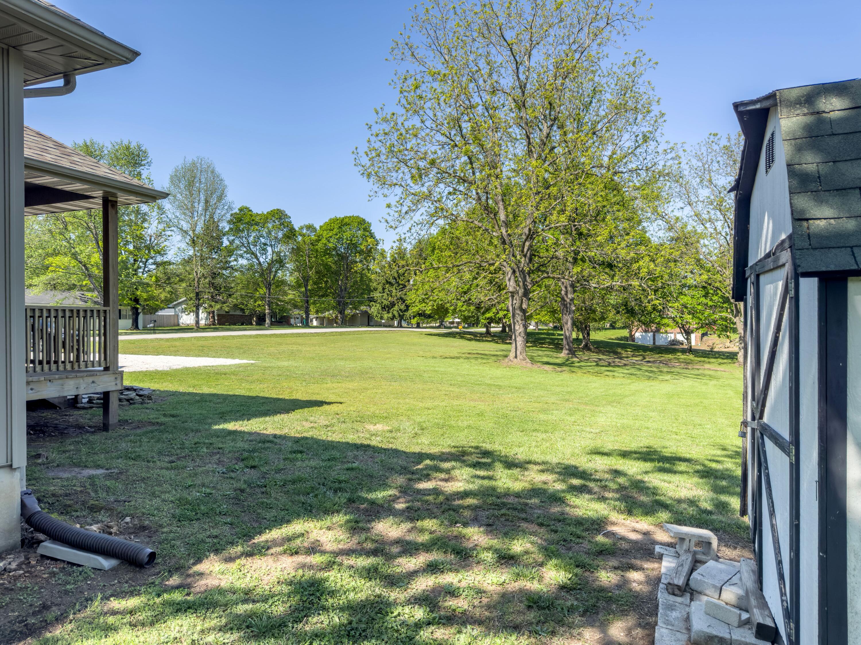 Photo 38 - Residential for sale – 555 E Farm Road 84   Springfield, MO