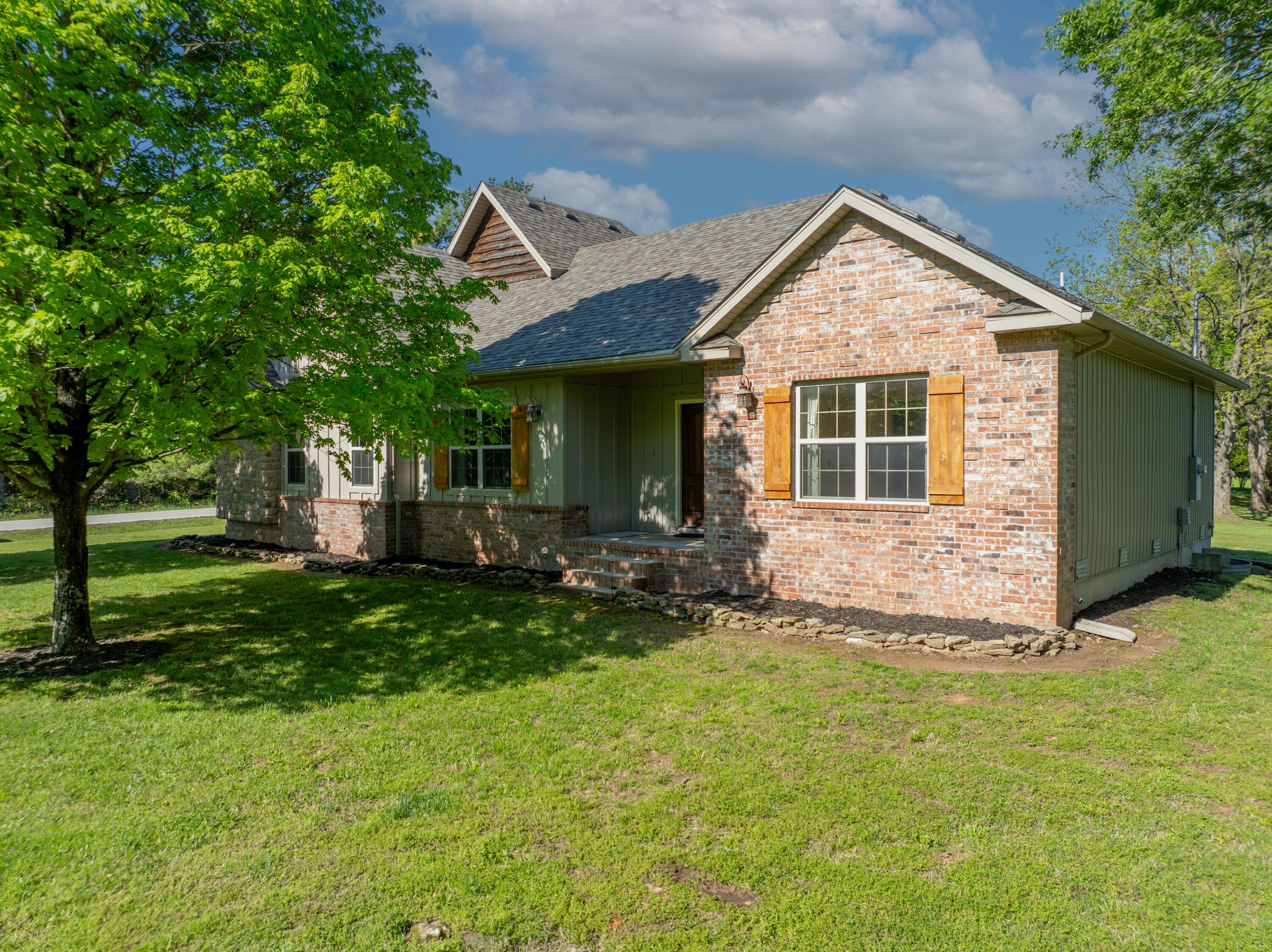 Photo 41 - Residential for sale – 555 E Farm Road 84   Springfield, MO