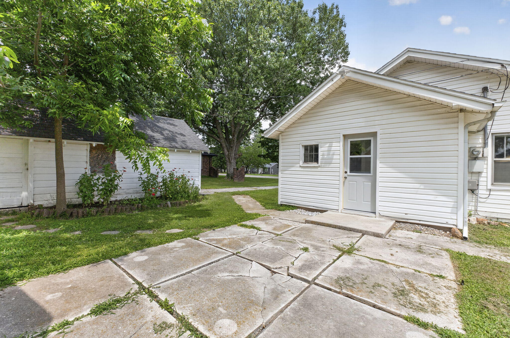 Photo 19 - Residential for sale – 517 S Missouri Street  Marionville, MO