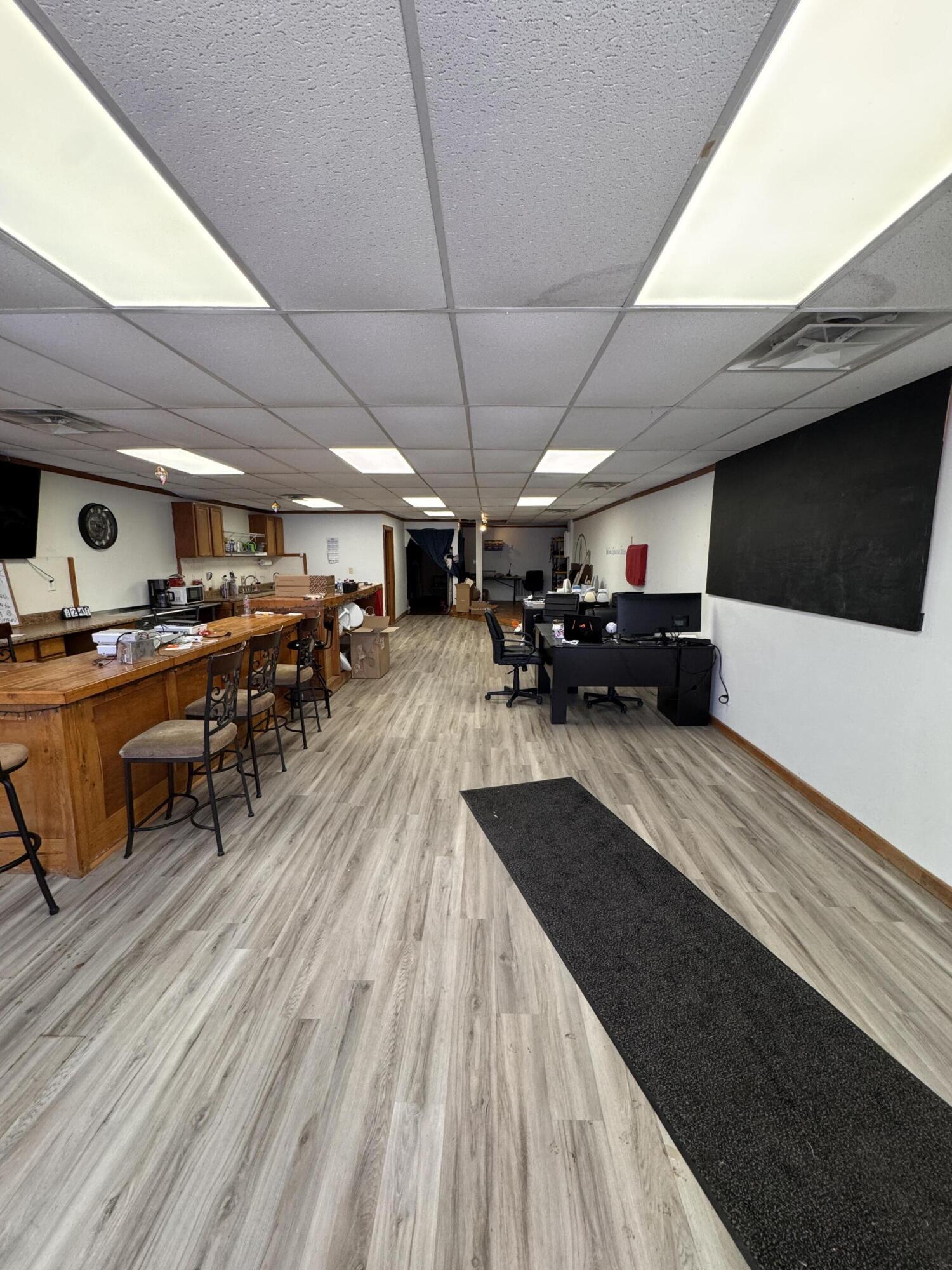 Photo 4 - Commercial Sale for sale – 1204  Cherokee Avenue  Seneca, MO