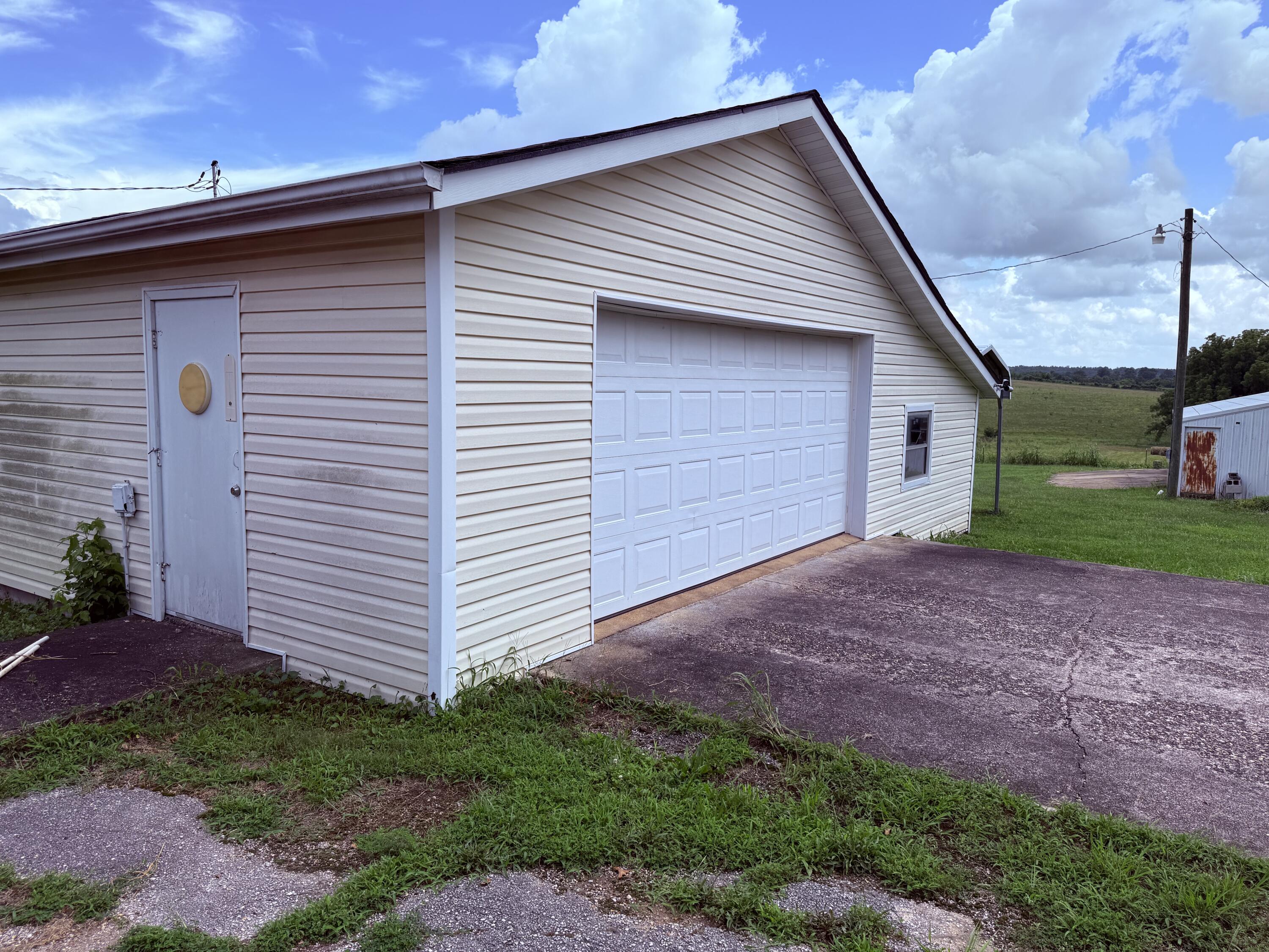 Photo 21 - Residential for sale – 12376  Biram Drive  Plato, MO