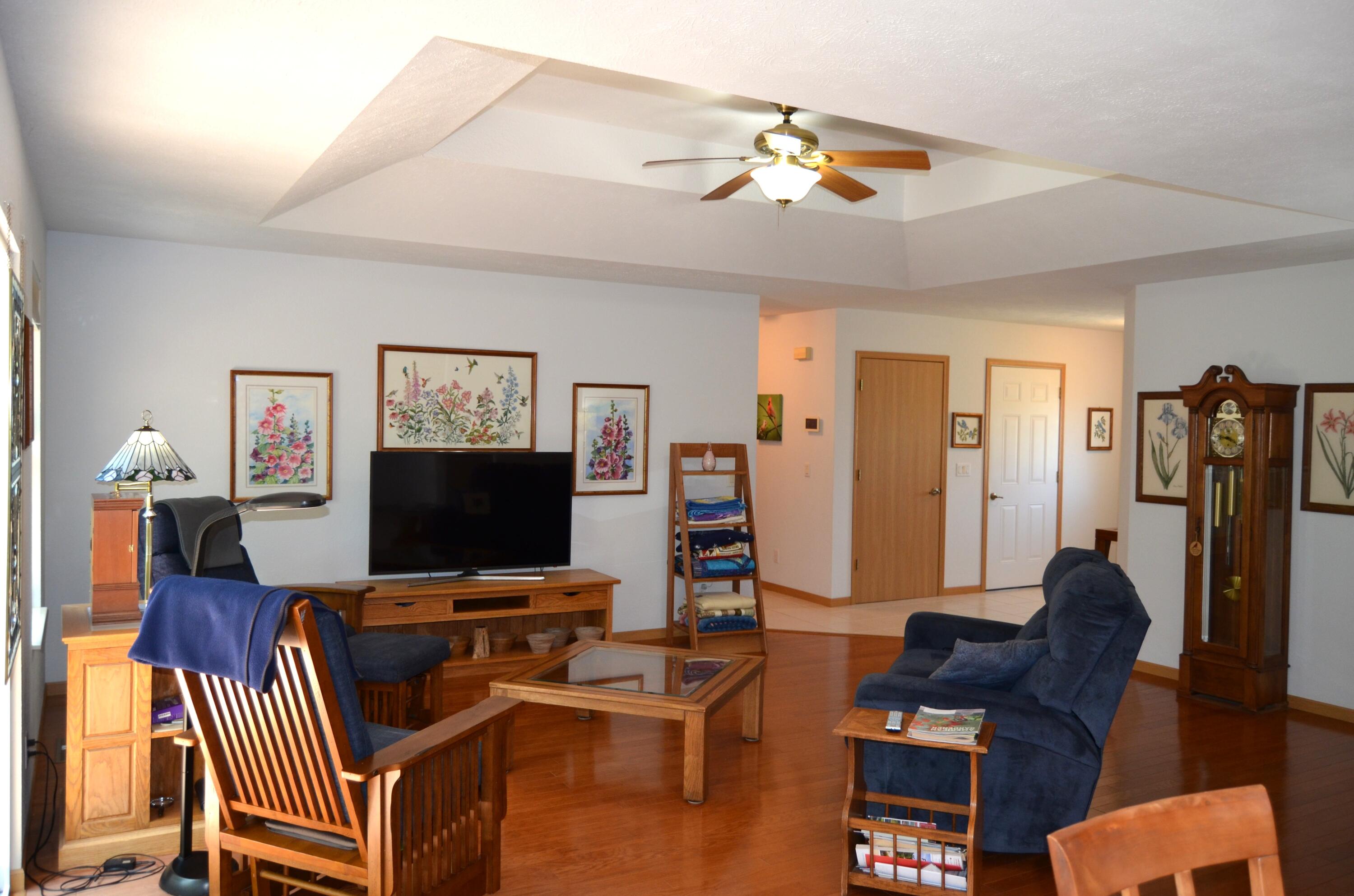 Photo 3 - Residential for sale – 160  Micahs Xing   Reeds Spring, MO
