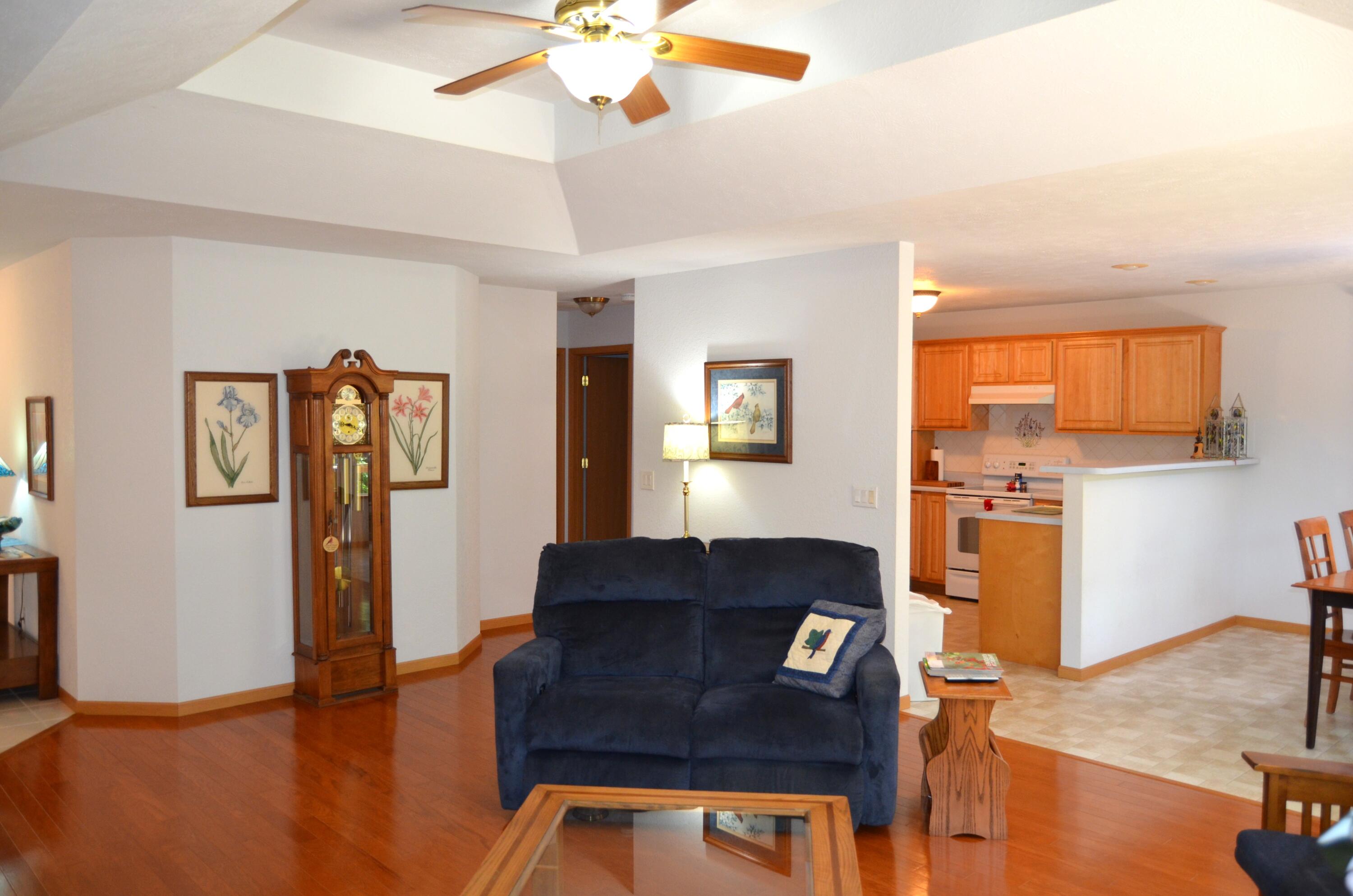 Photo 2 - Residential for sale – 160  Micahs Xing   Reeds Spring, MO