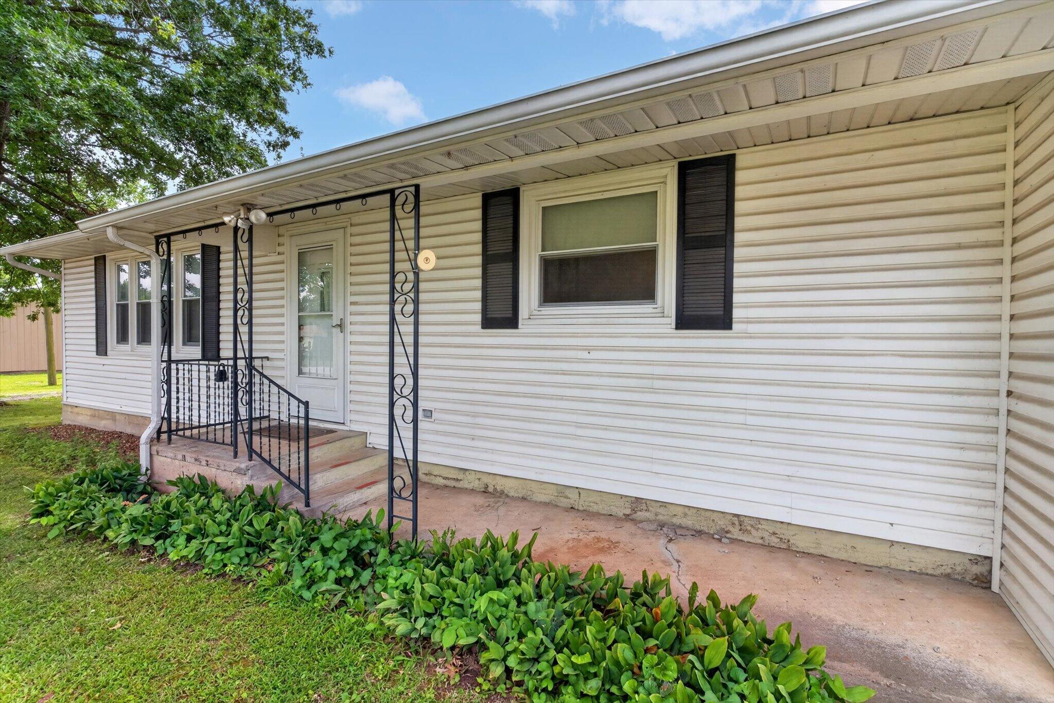 Photo 3 - Residential for sale – 411 N Walnut Street  Fair Play, MO