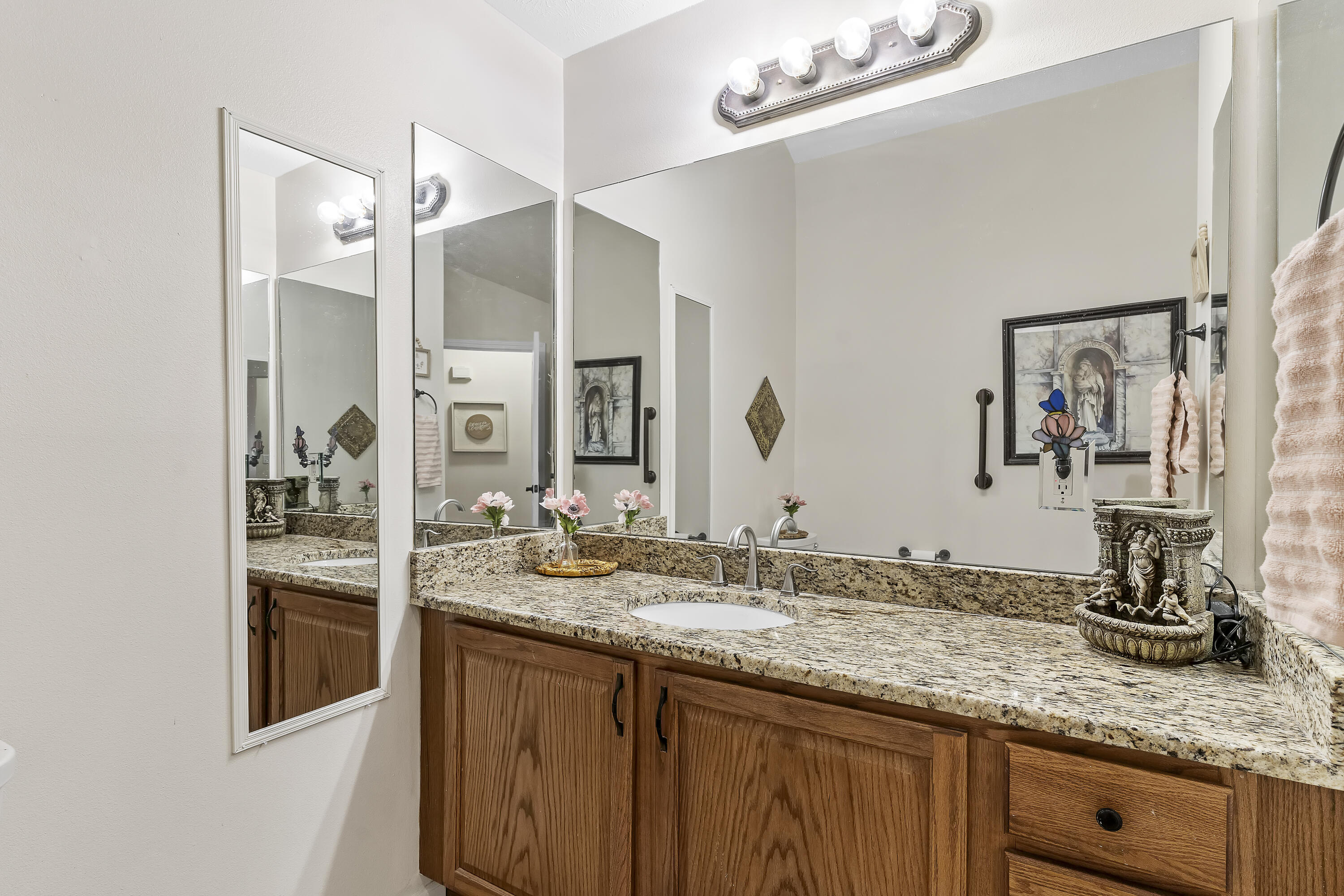 Photo 38 - Residential for sale – 800 E Kings Mead Circle  Nixa, MO