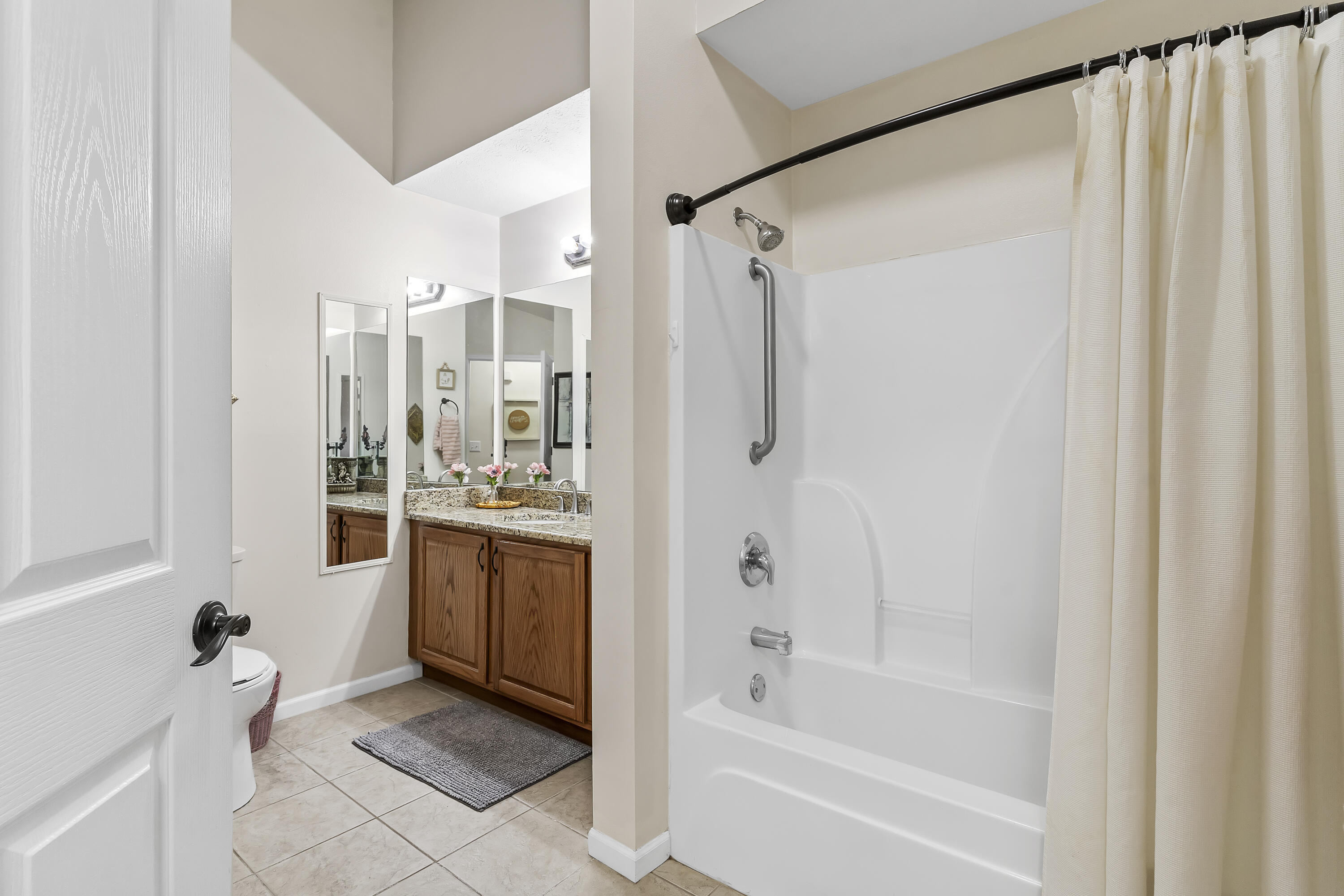 Photo 37 - Residential for sale – 800 E Kings Mead Circle  Nixa, MO