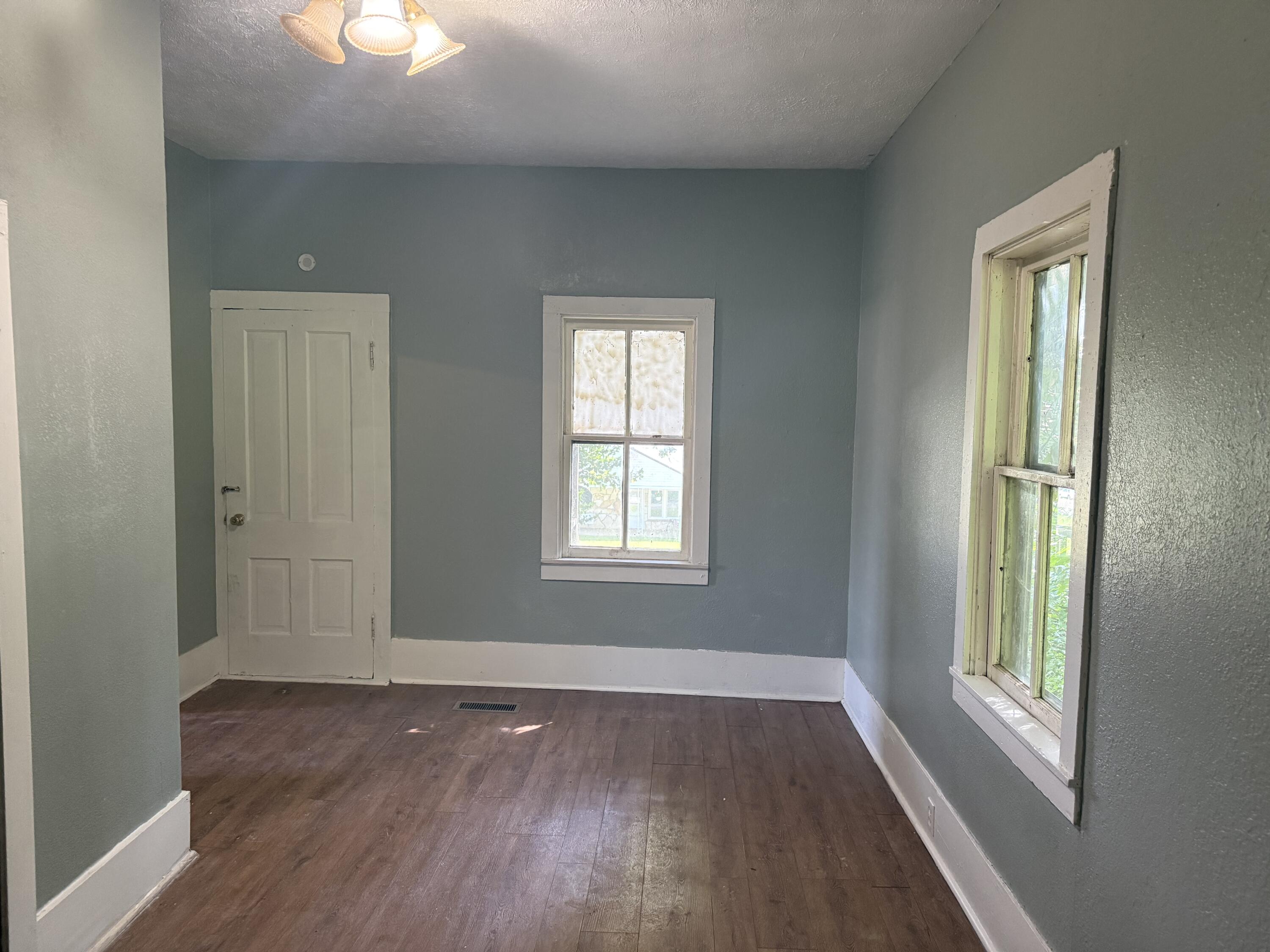 Photo 13 - Residential for sale – 517 N 4th Street  Thayer, MO
