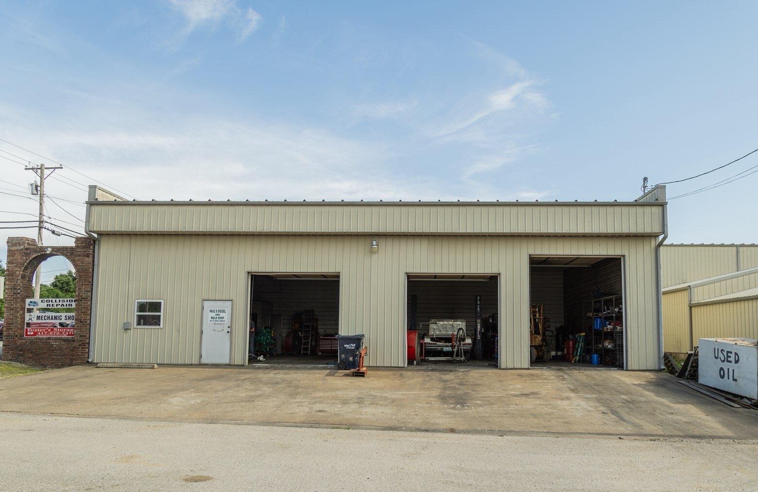Photo 5 - Commercial Sale for sale – 112 E Davis Street  Stockton, MO