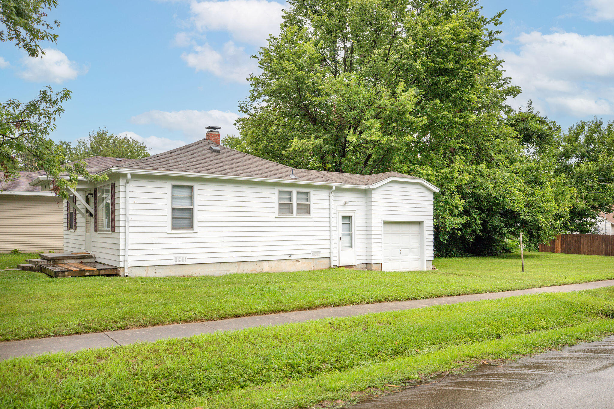 Photo 7 - Residential for sale – 1401 W Florida Street  Springfield, MO