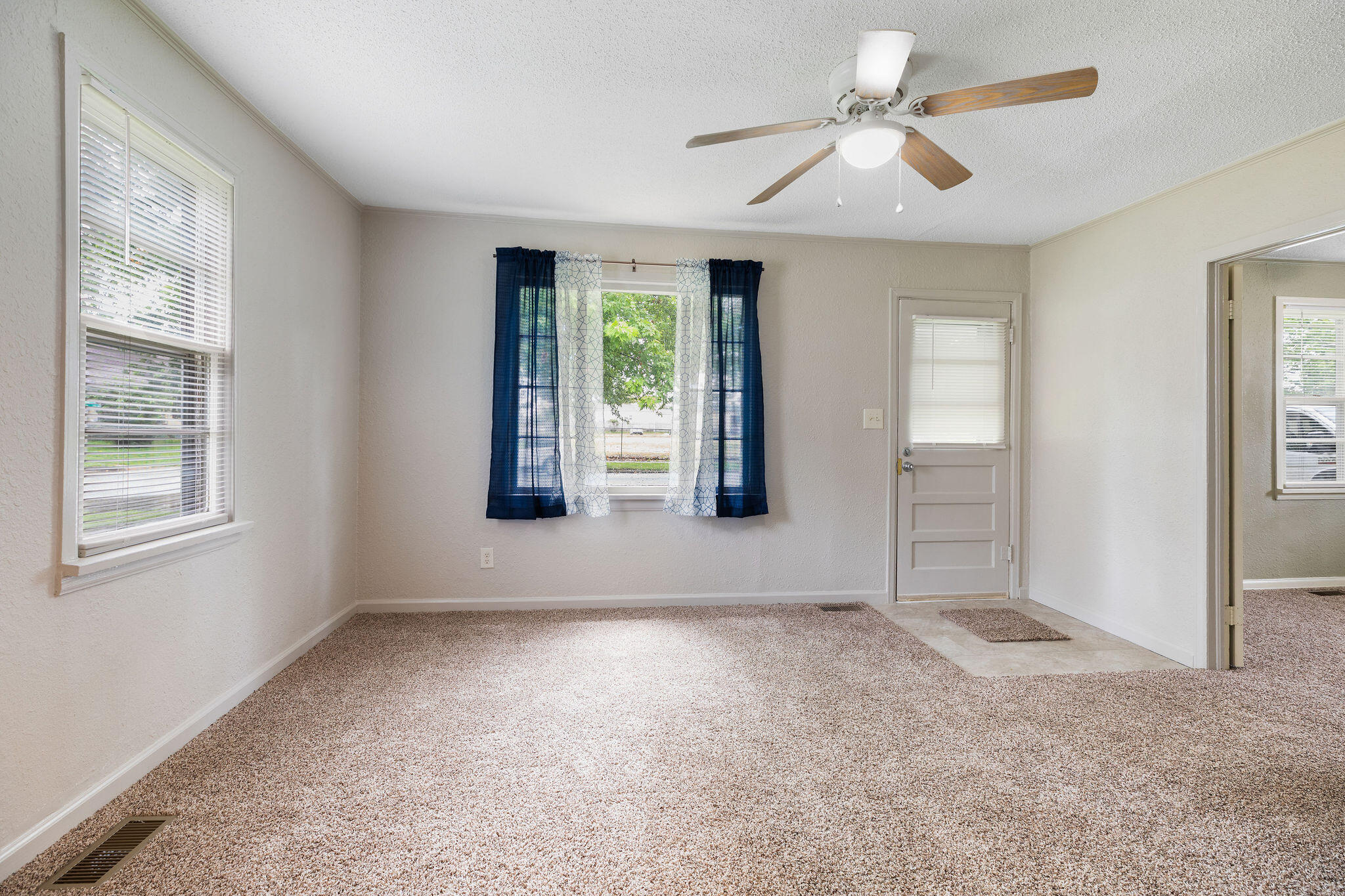 Photo 6 - Residential for sale – 1401 W Florida Street  Springfield, MO