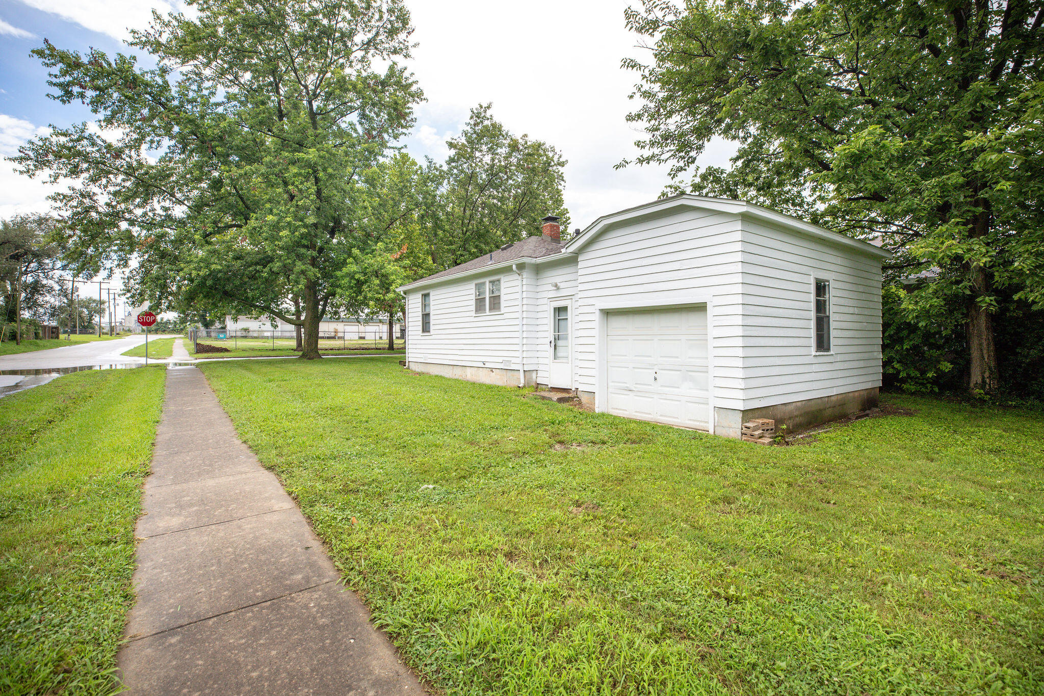 Photo 15 - Residential for sale – 1401 W Florida Street  Springfield, MO