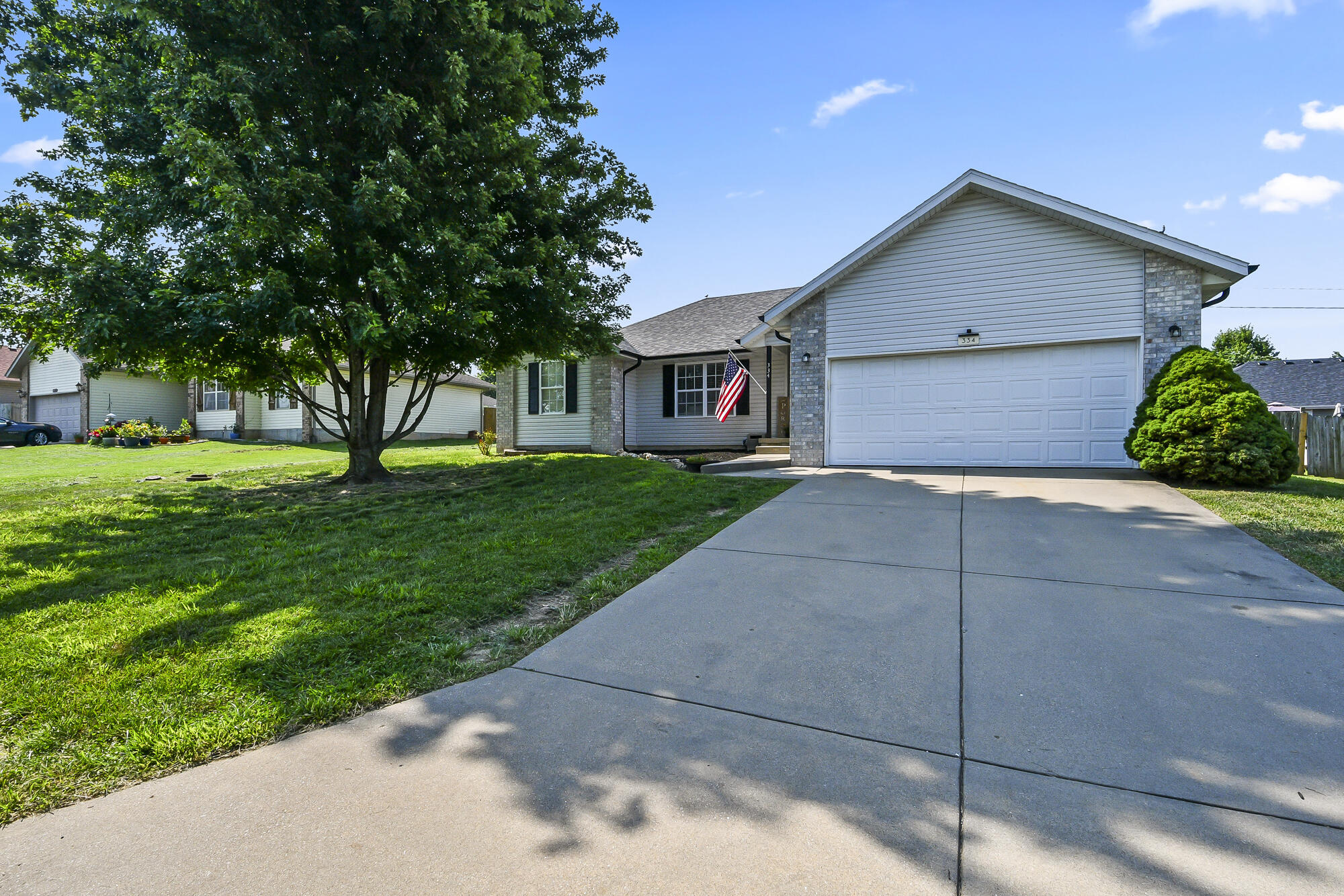 Photo 4 - Residential for sale – 334  Sugar Tree Road  Sparta, MO