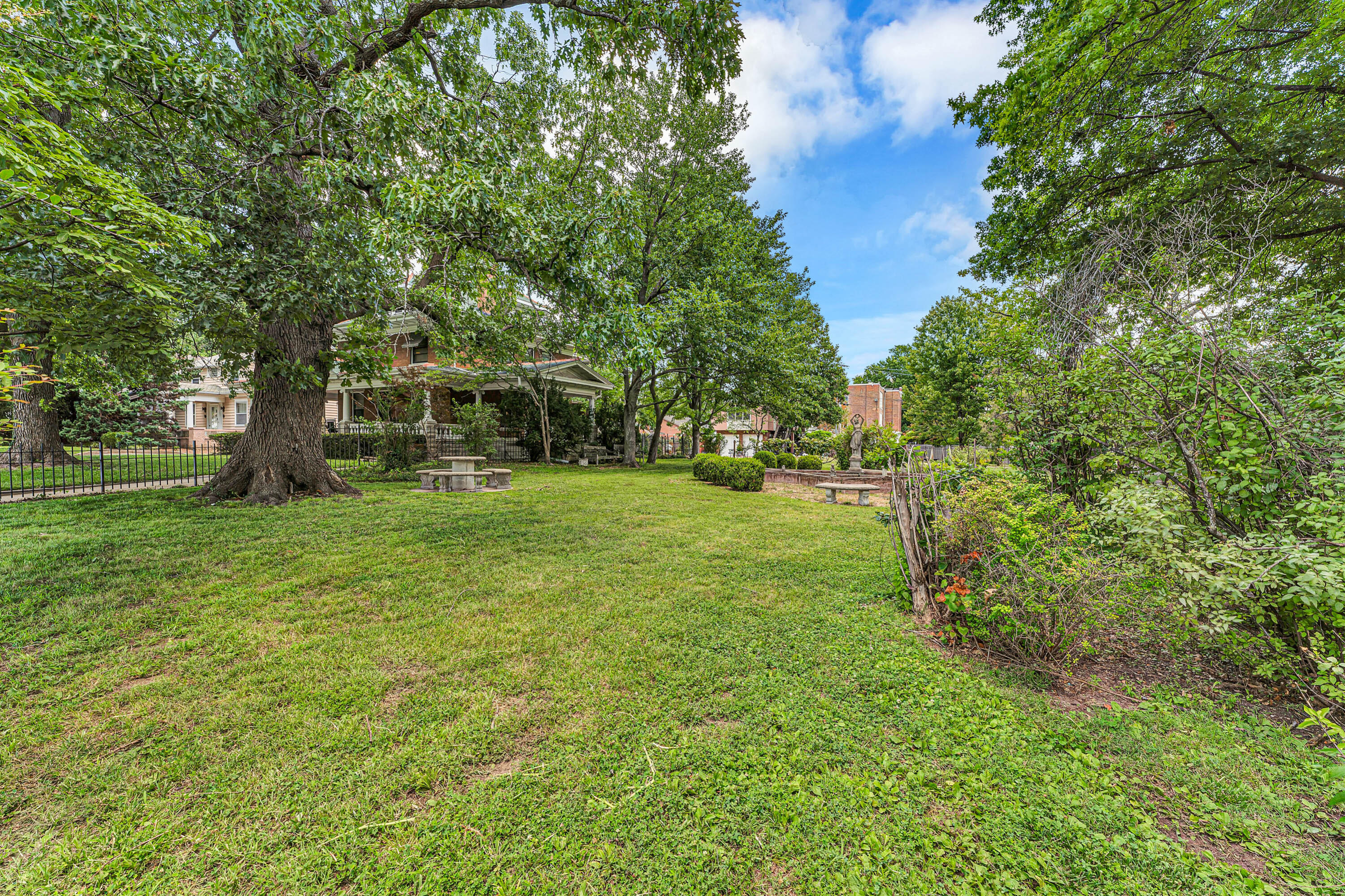 Photo 77 - Residential for sale – 1414 N Benton Avenue  Springfield, MO