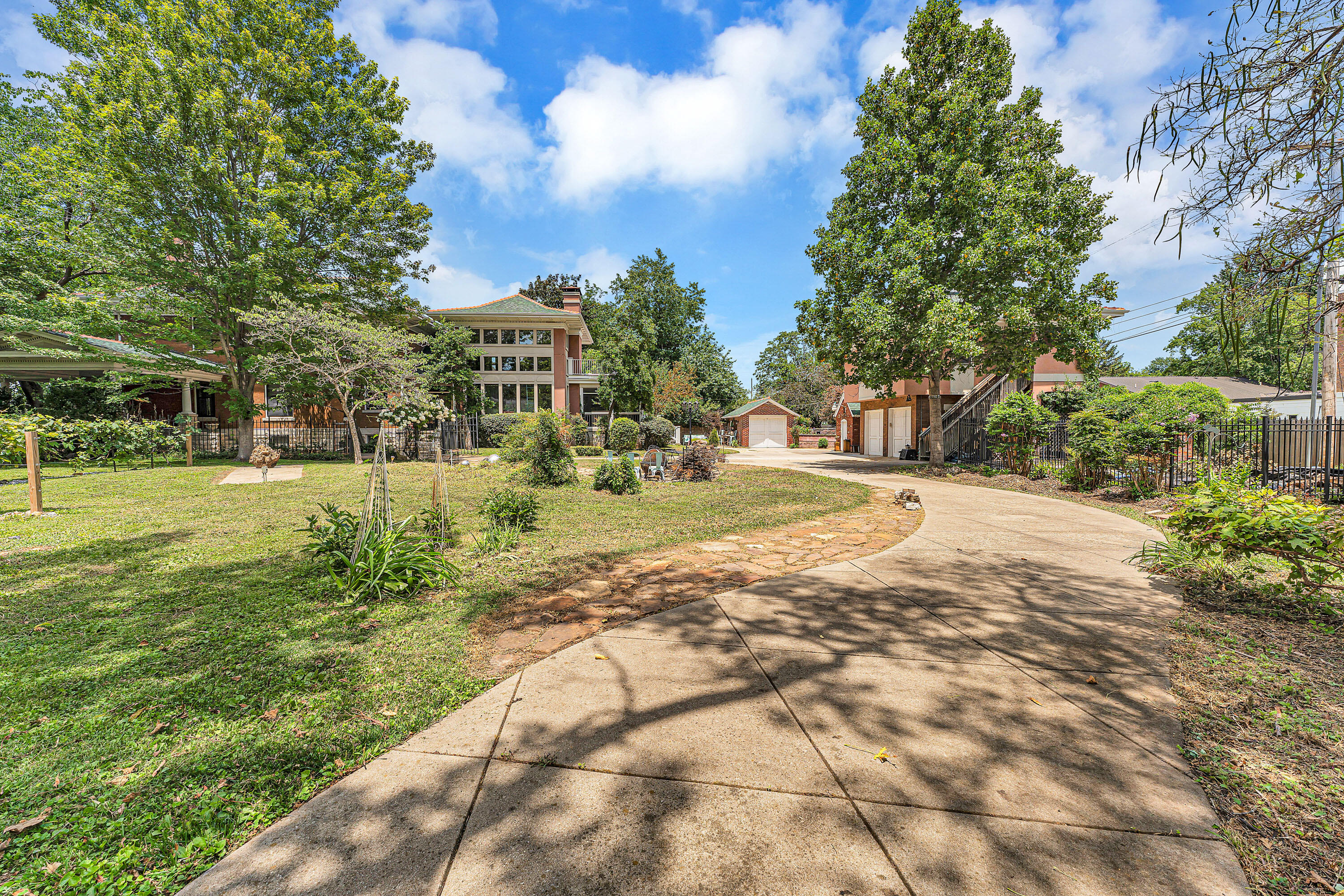 Photo 74 - Residential for sale – 1414 N Benton Avenue  Springfield, MO