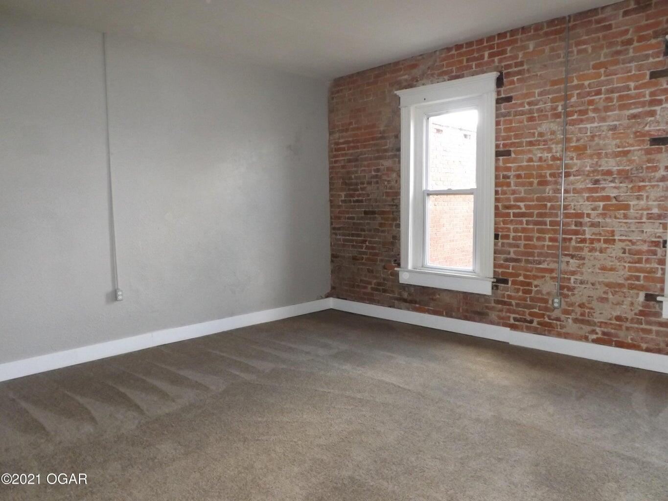 Photo 15 - Residential Income for sale – 122 N Main Street  Granby, MO