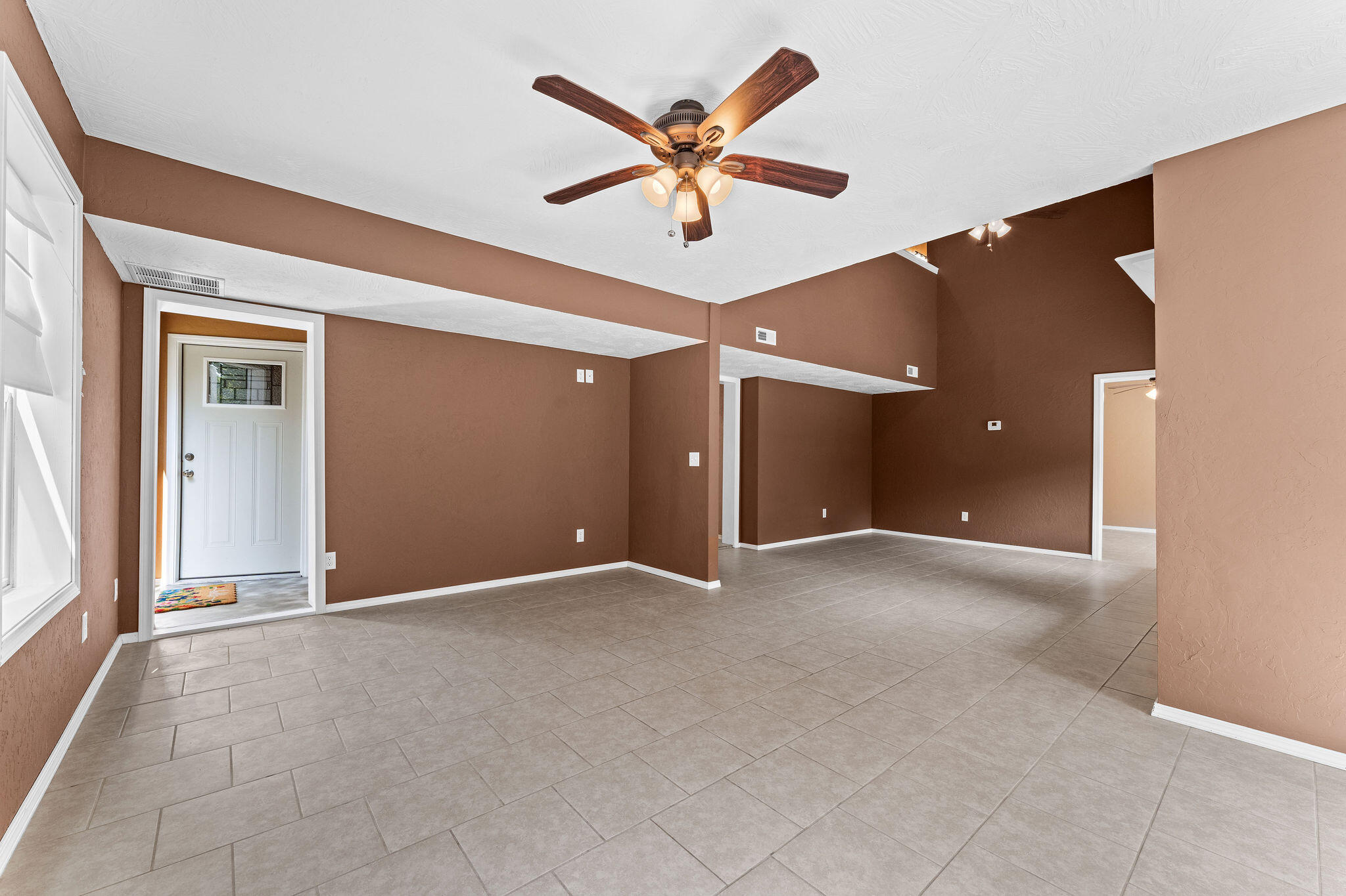 Photo 13 - Residential for sale – 888  Melody Mountain Road  Cedarcreek, MO