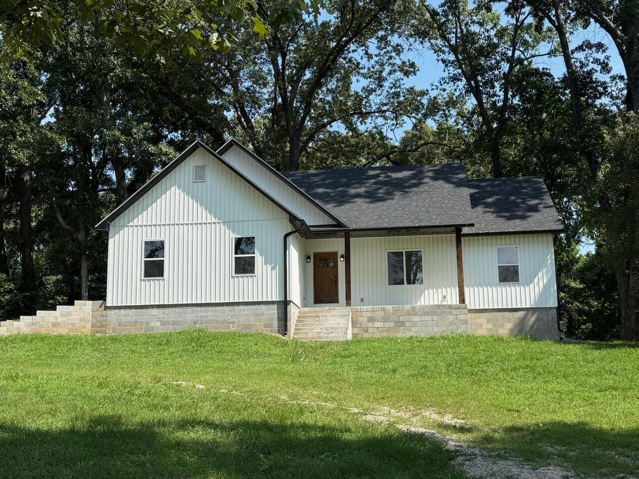 Residential for sale – 409  Valley Road  Thayer, MO