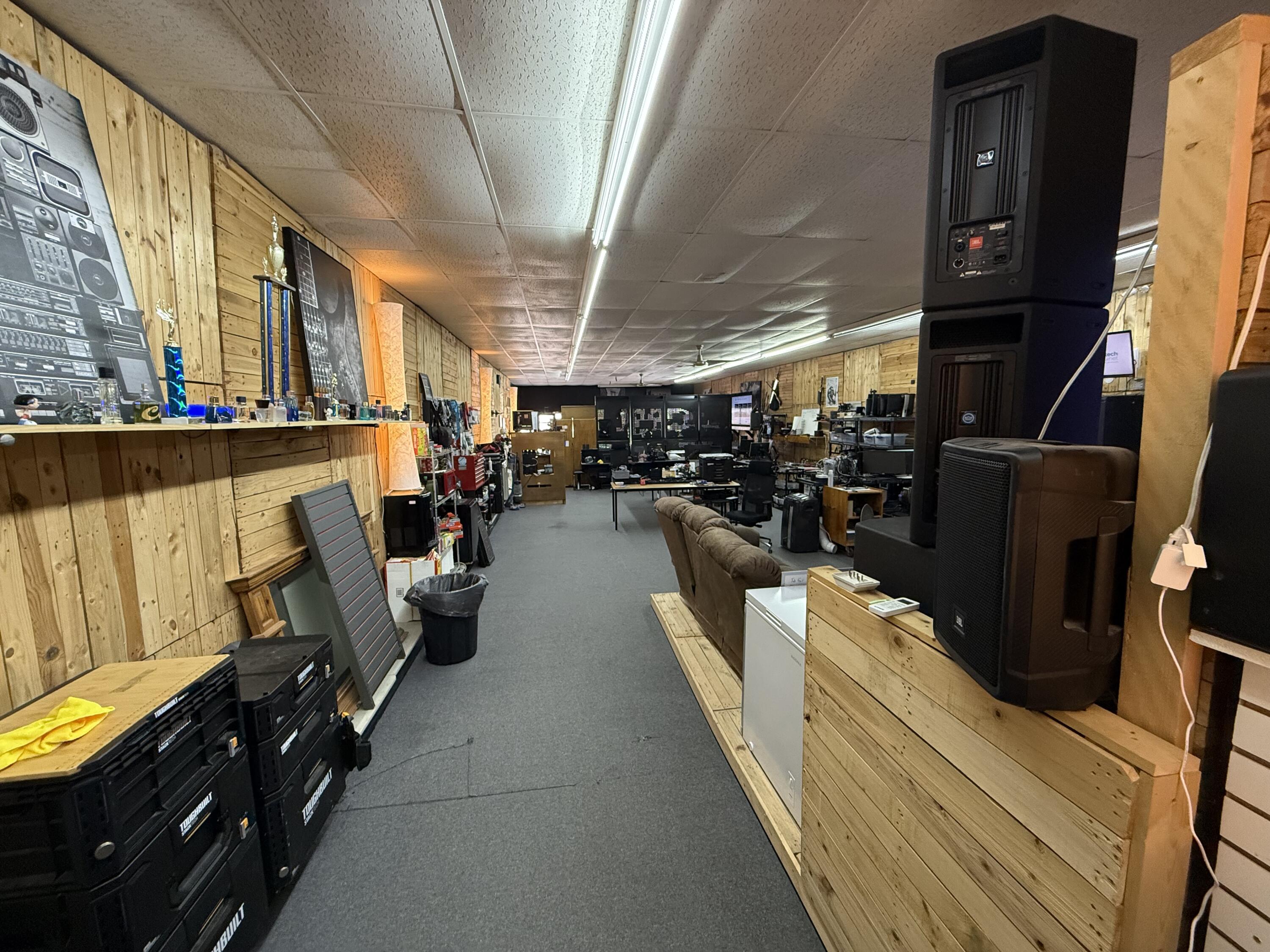 Photo 8 - Commercial Sale for sale – 121 W 2nd Street  Mountain Grove, MO