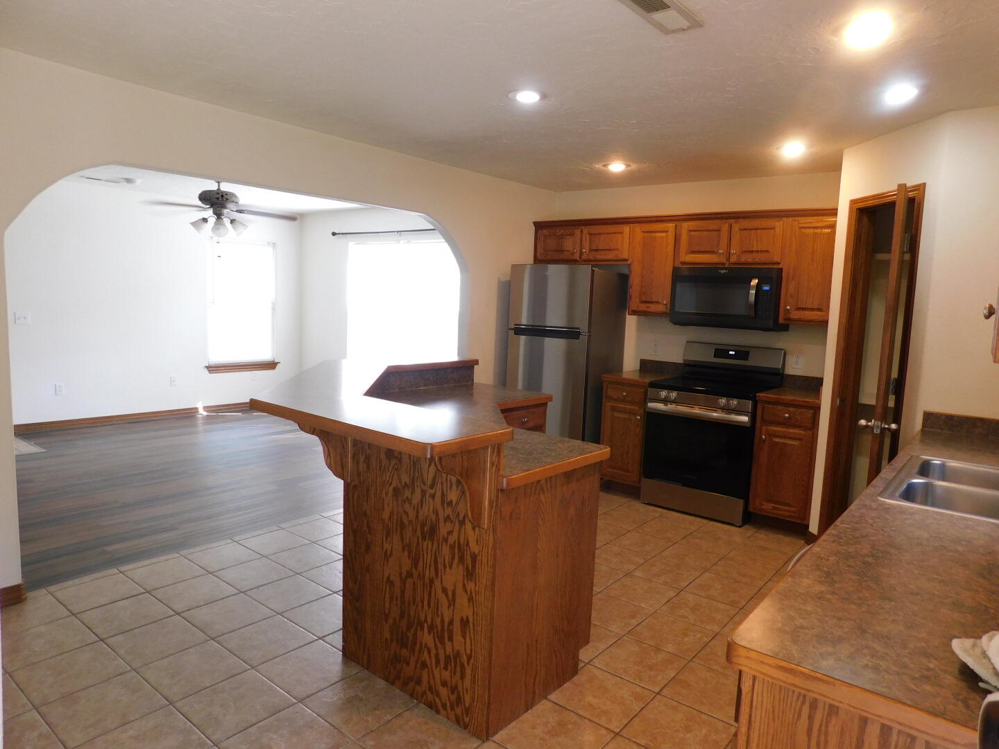 Photo 9 - Residential Income for sale – 406 W Cale   Monett, MO