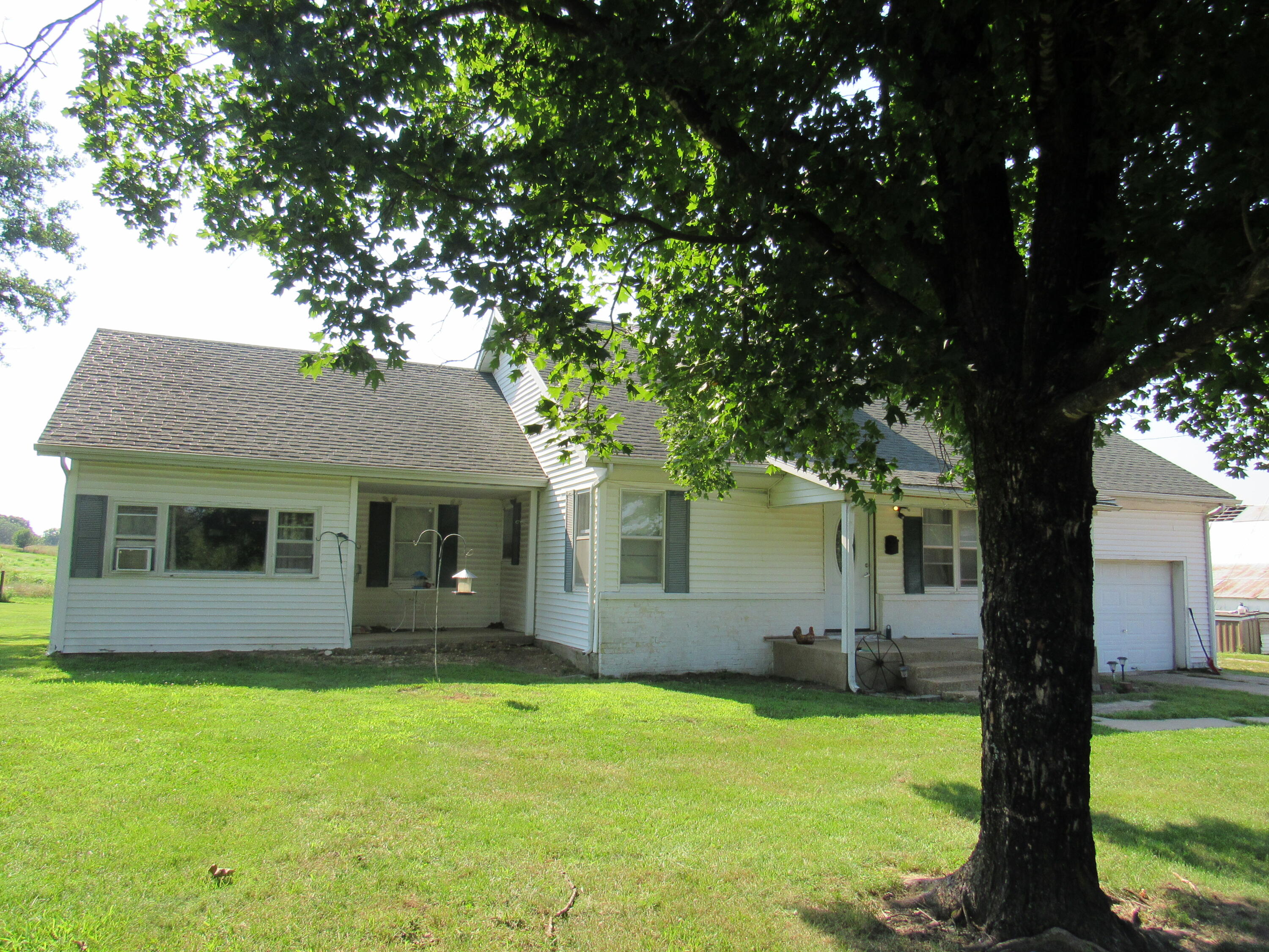 Photo 3 - Residential for sale – 419  State Road H   Elkland, MO
