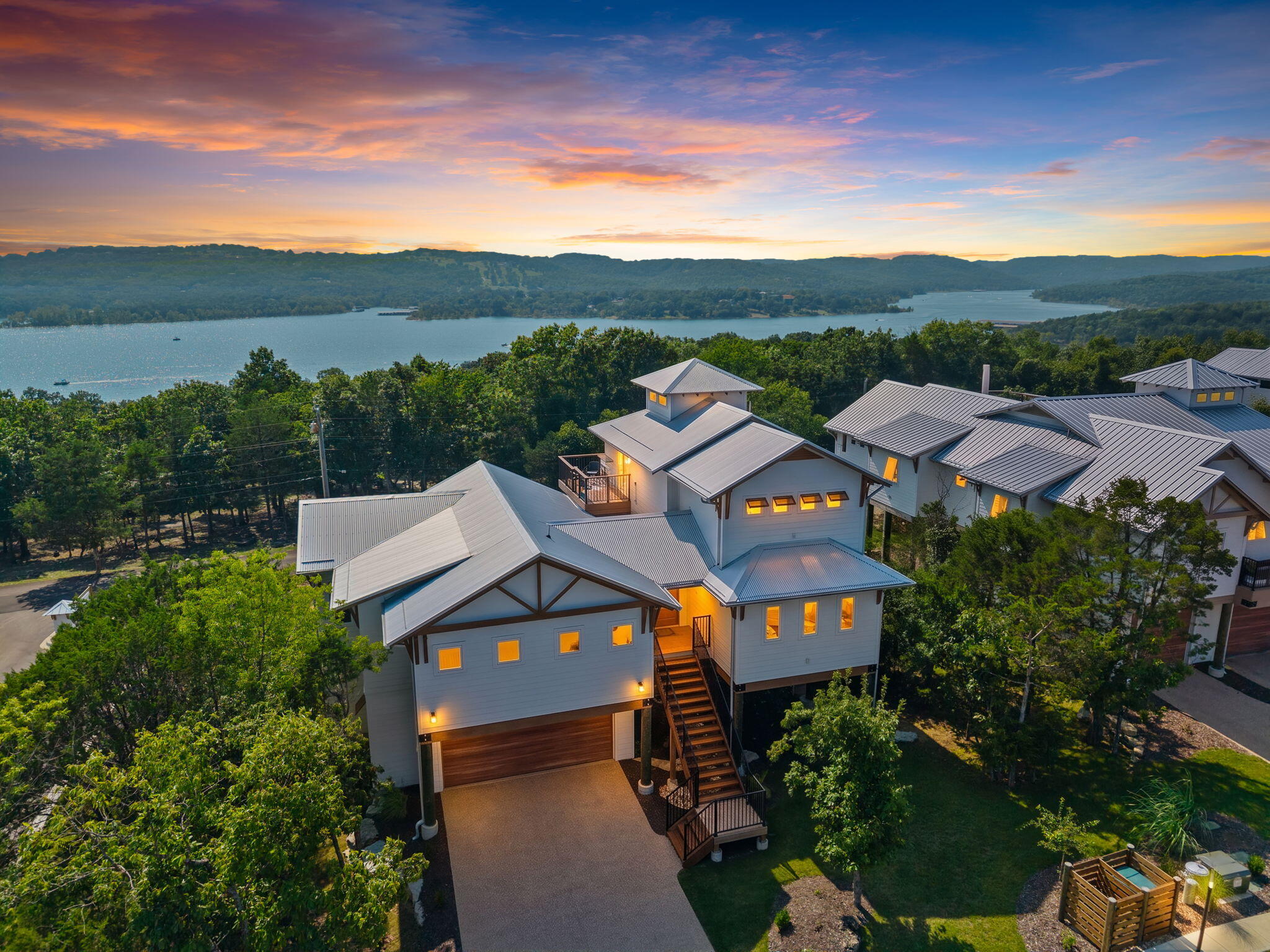 Photo 5 - Residential for sale – 55  Sunset View Circle  Branson, MO