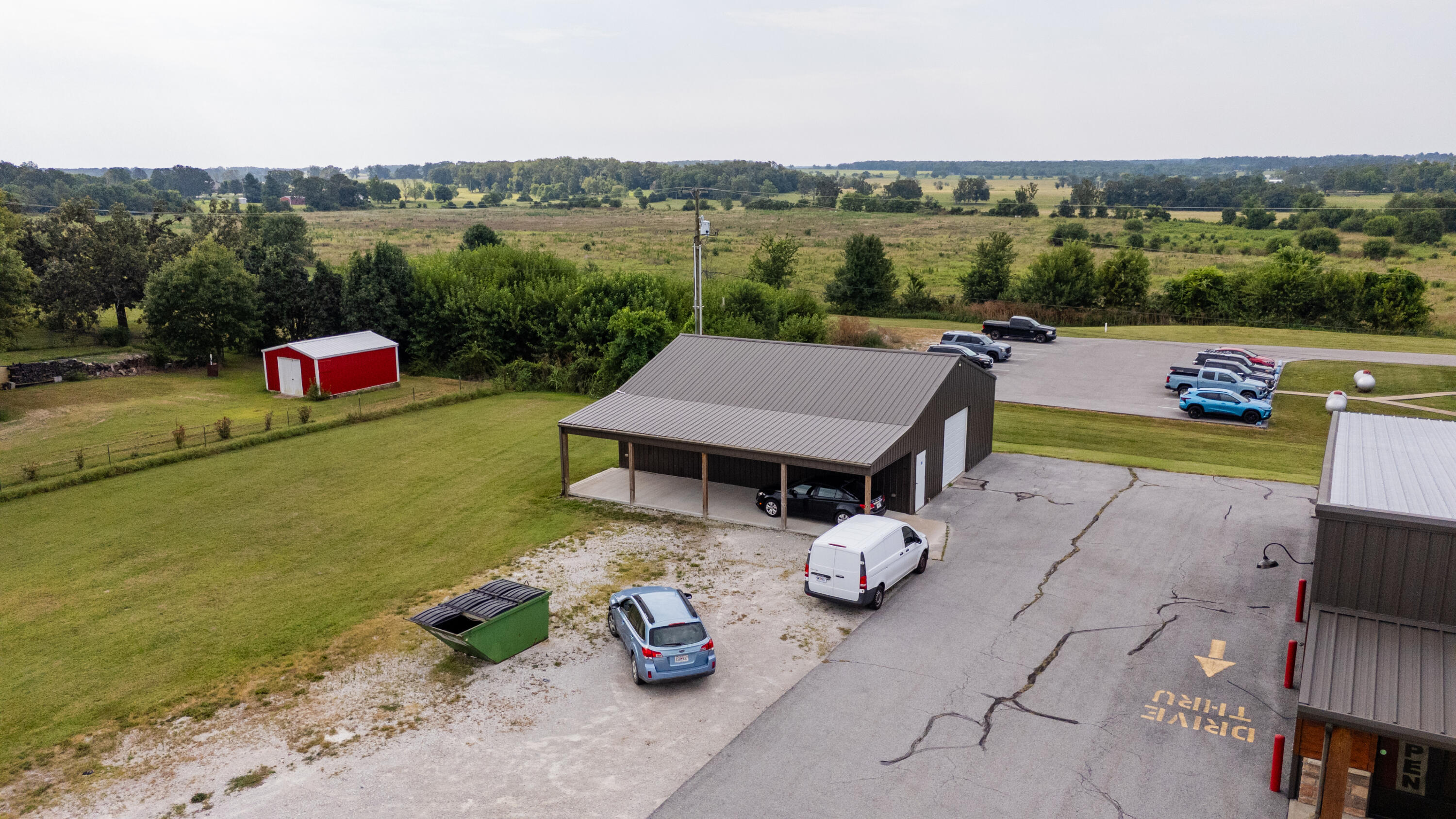 Photo 8 - Commercial Sale for sale – 3100 S Elliott Avenue  Aurora, MO