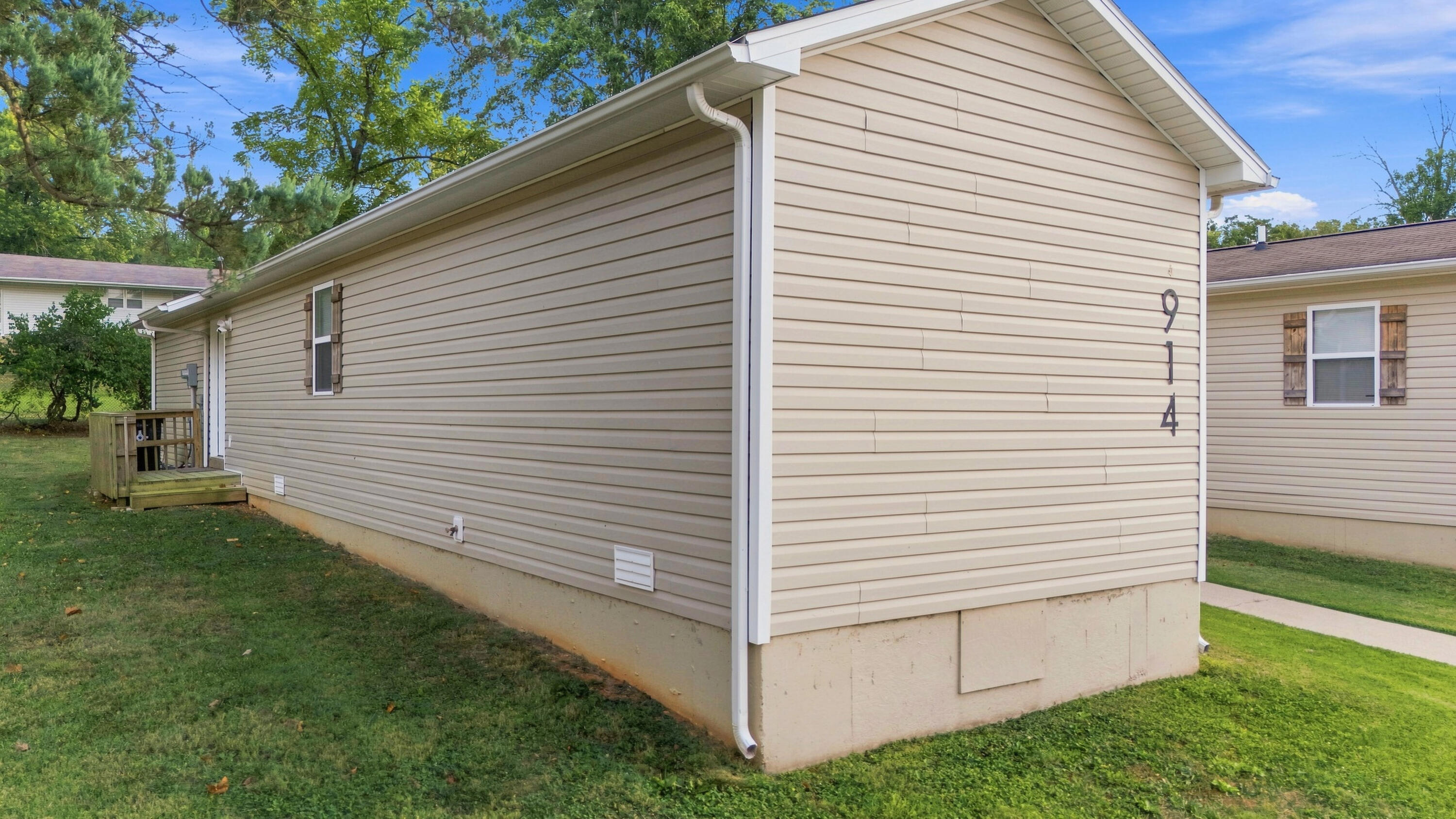 Photo 13 - Commercial Sale for sale – 914  Renfrow Avenue  West Plains, MO