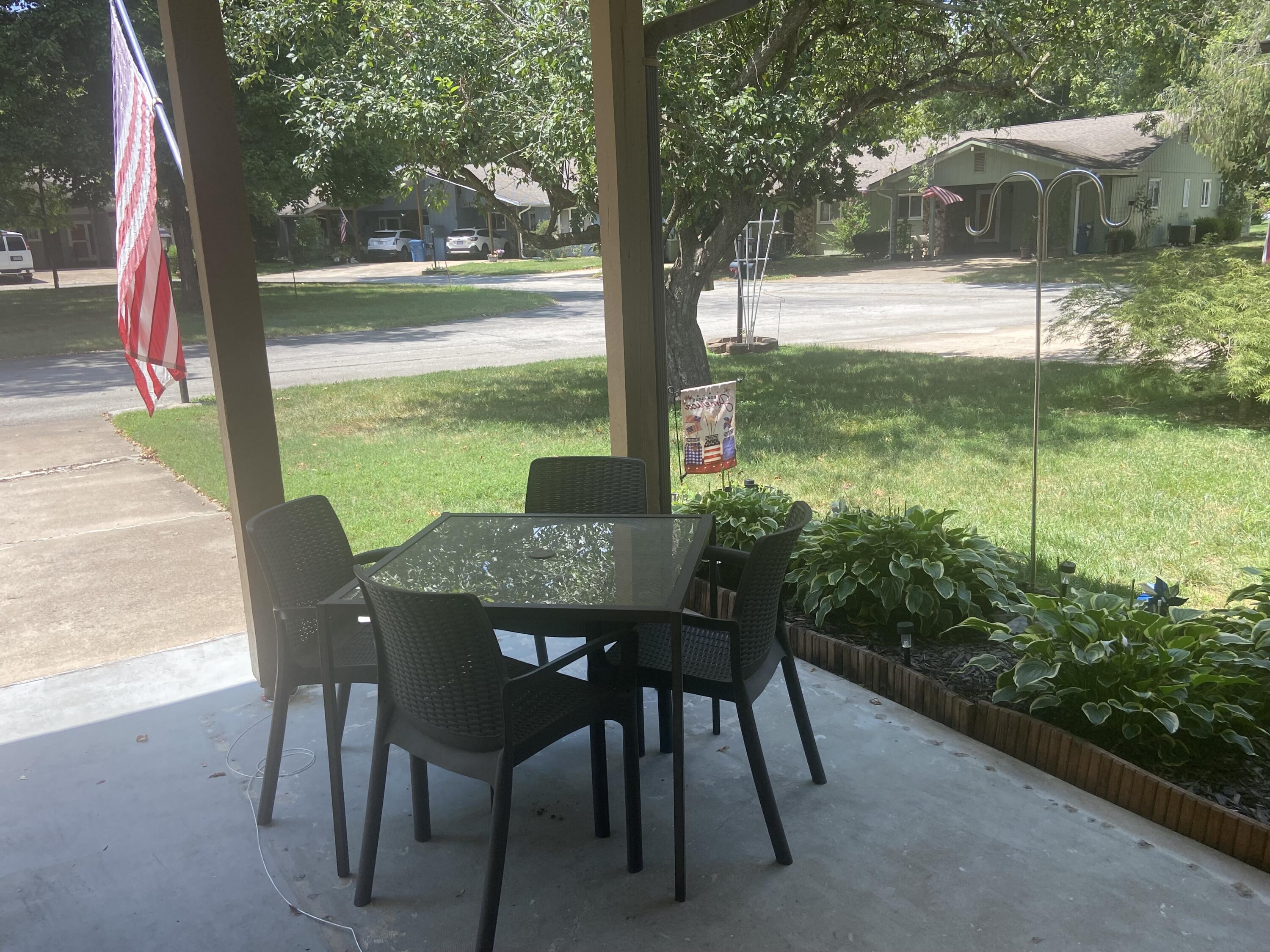 Photo 4 - Residential for sale – 25  Oak Court  Branson, MO