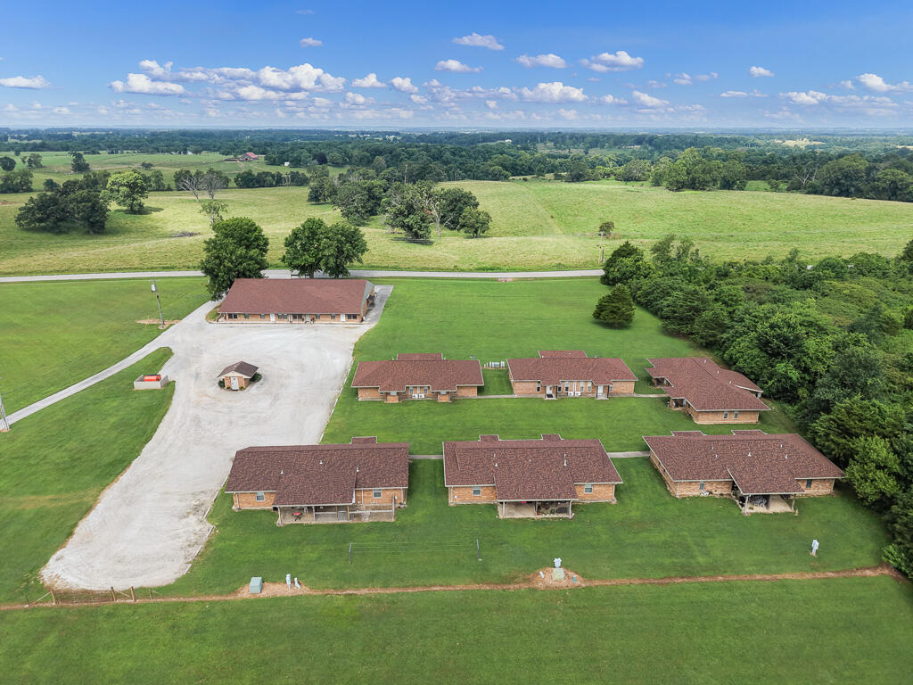 Photo 2 - Residential Income for sale – 19824  State Highway 112   Cassville, MO