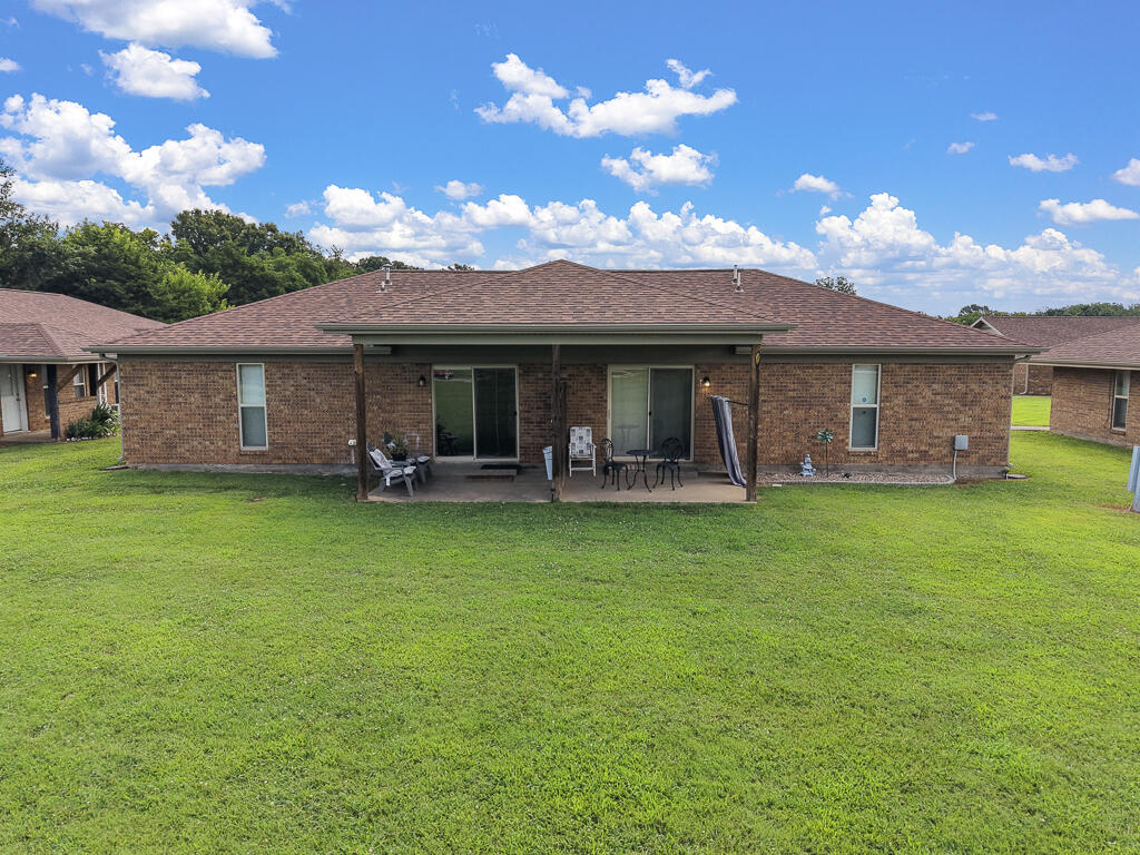 Photo 7 - Residential Income for sale – 19824  State Highway 112   Cassville, MO