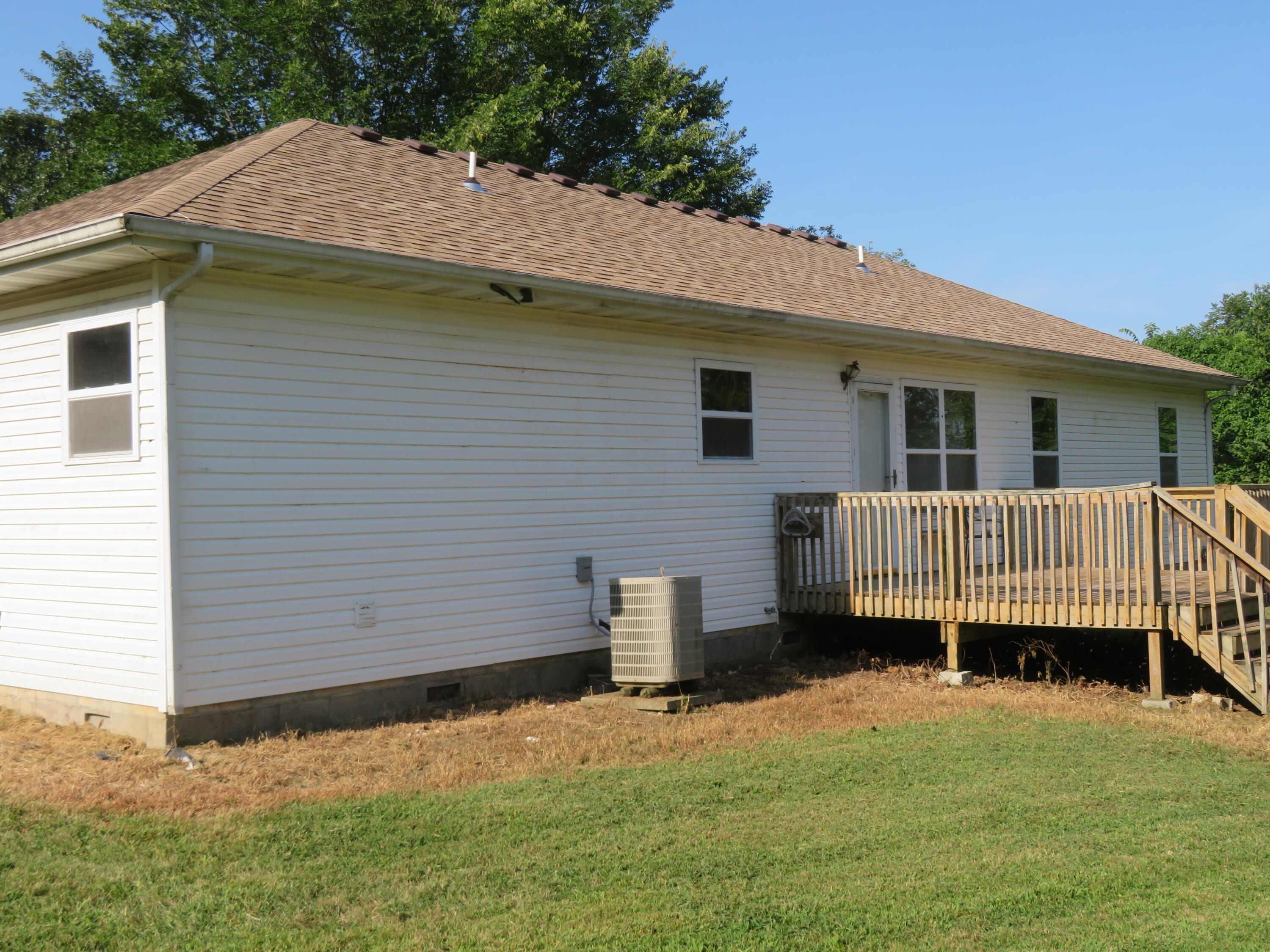 Photo 8 - Residential for sale – 411 E 330th Road  Humansville, MO