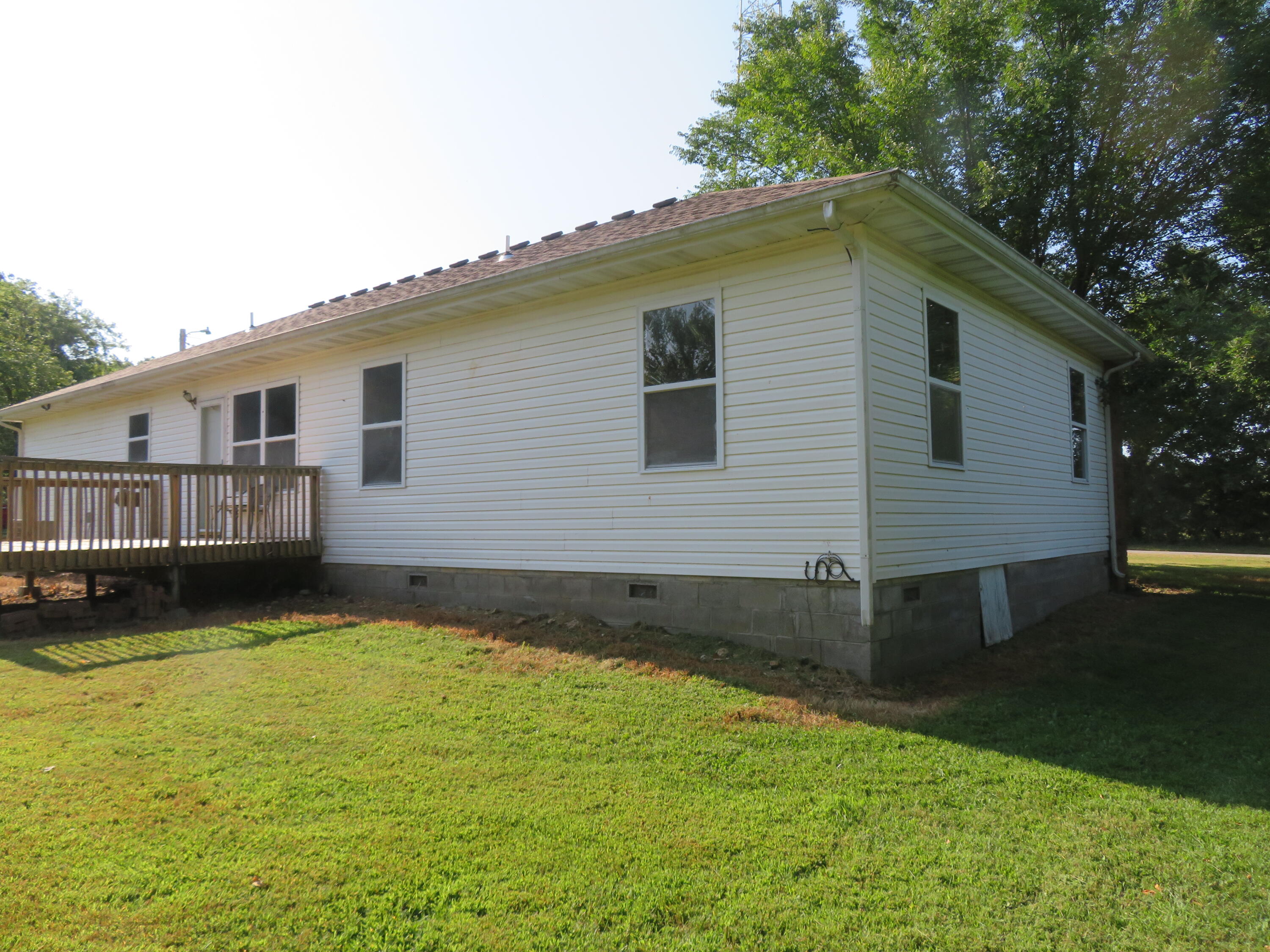 Photo 9 - Residential for sale – 411 E 330th Road  Humansville, MO