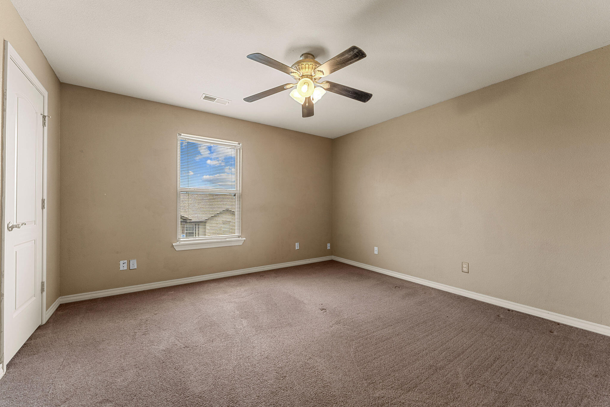 Photo 15 - Residential for sale – 175  Toni Lane  Branson, MO