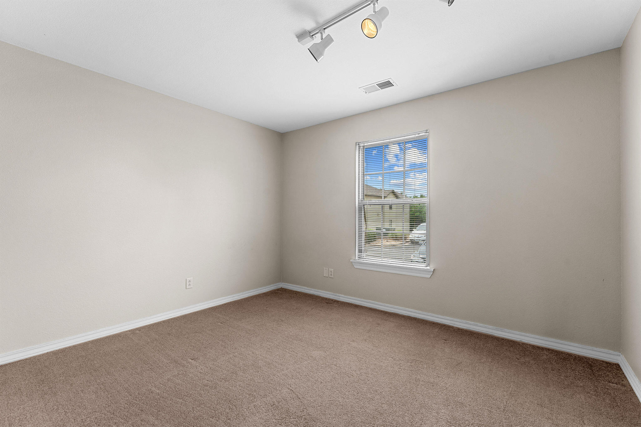 Photo 21 - Residential for sale – 175  Toni Lane  Branson, MO