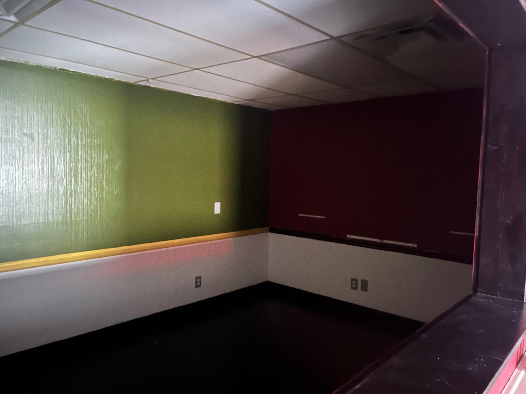 Photo 5 - Commercial Lease for sale – 801 E 20th Street  Joplin, MO