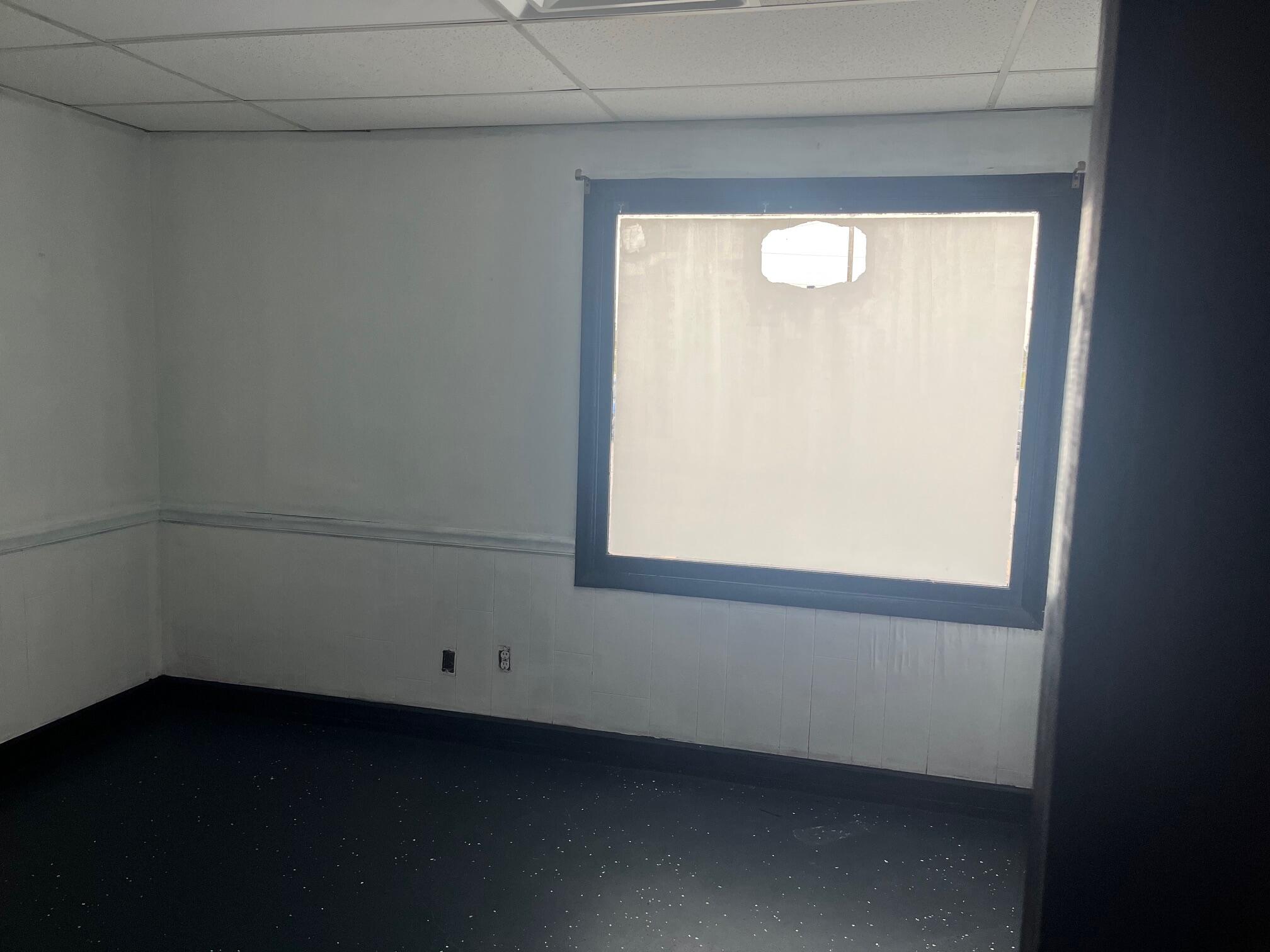 Photo 8 - Commercial Lease for sale – 801 E 20th Street  Joplin, MO