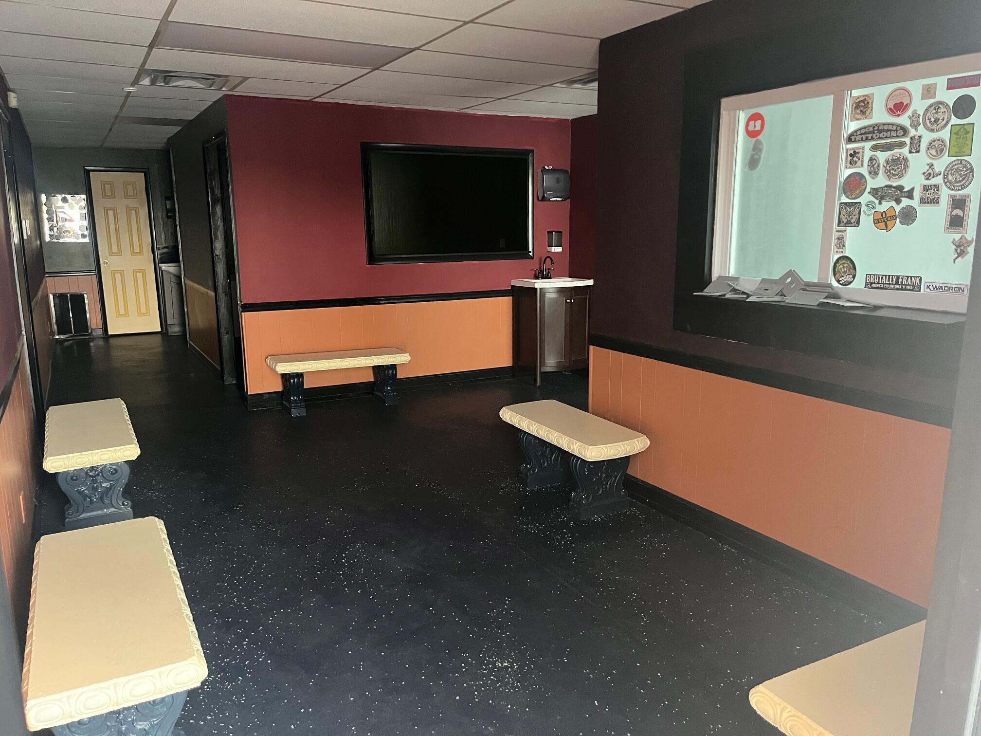 Photo 3 - Commercial Lease for sale – 801 E 20th Street  Joplin, MO