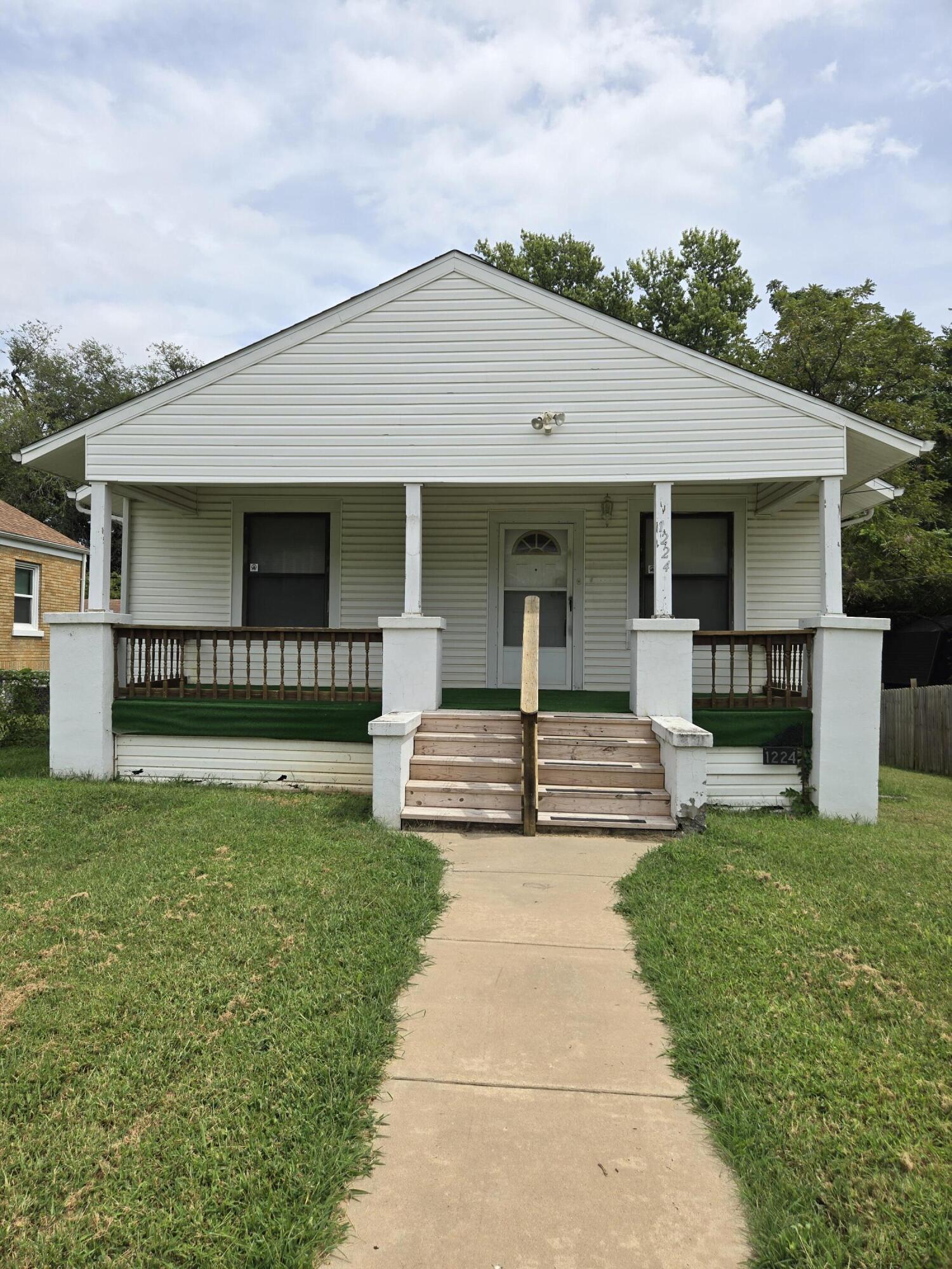 Residential for sale – 1224 N Broadway Avenue Springfield, MO