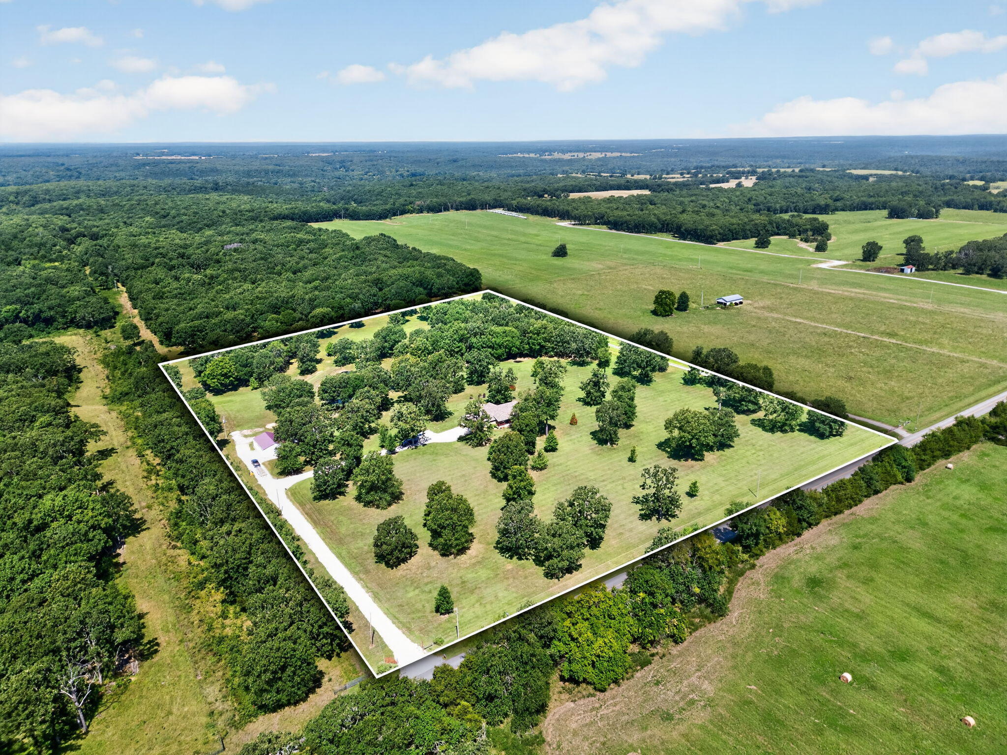 Photo 6 - Residential for sale – 14674  State Hwy W   Wheatland, MO