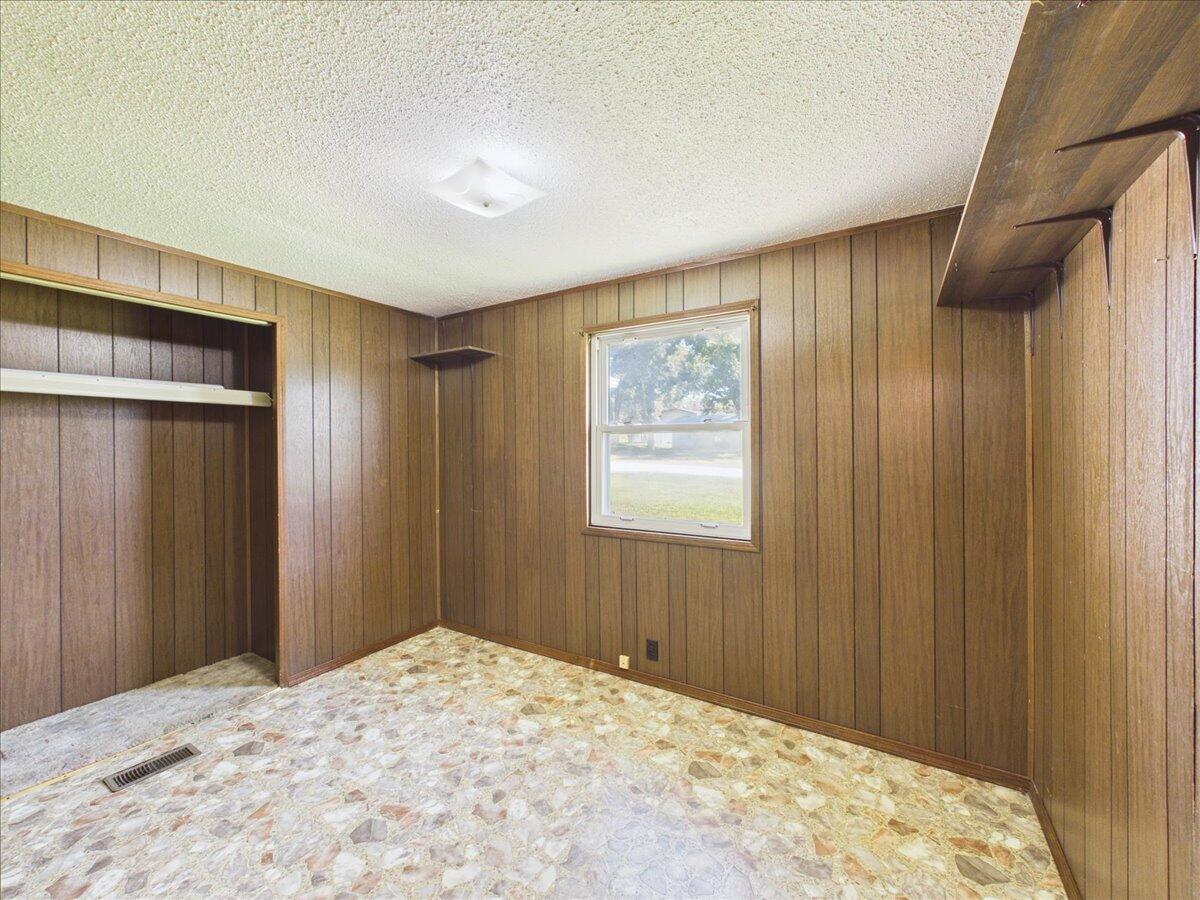 Photo 37 - Residential for sale – 408 E Human   Humansville, MO