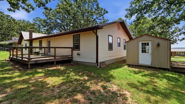 Photo 5 - Residential for sale – 651  Plainview Drive  Houston, MO