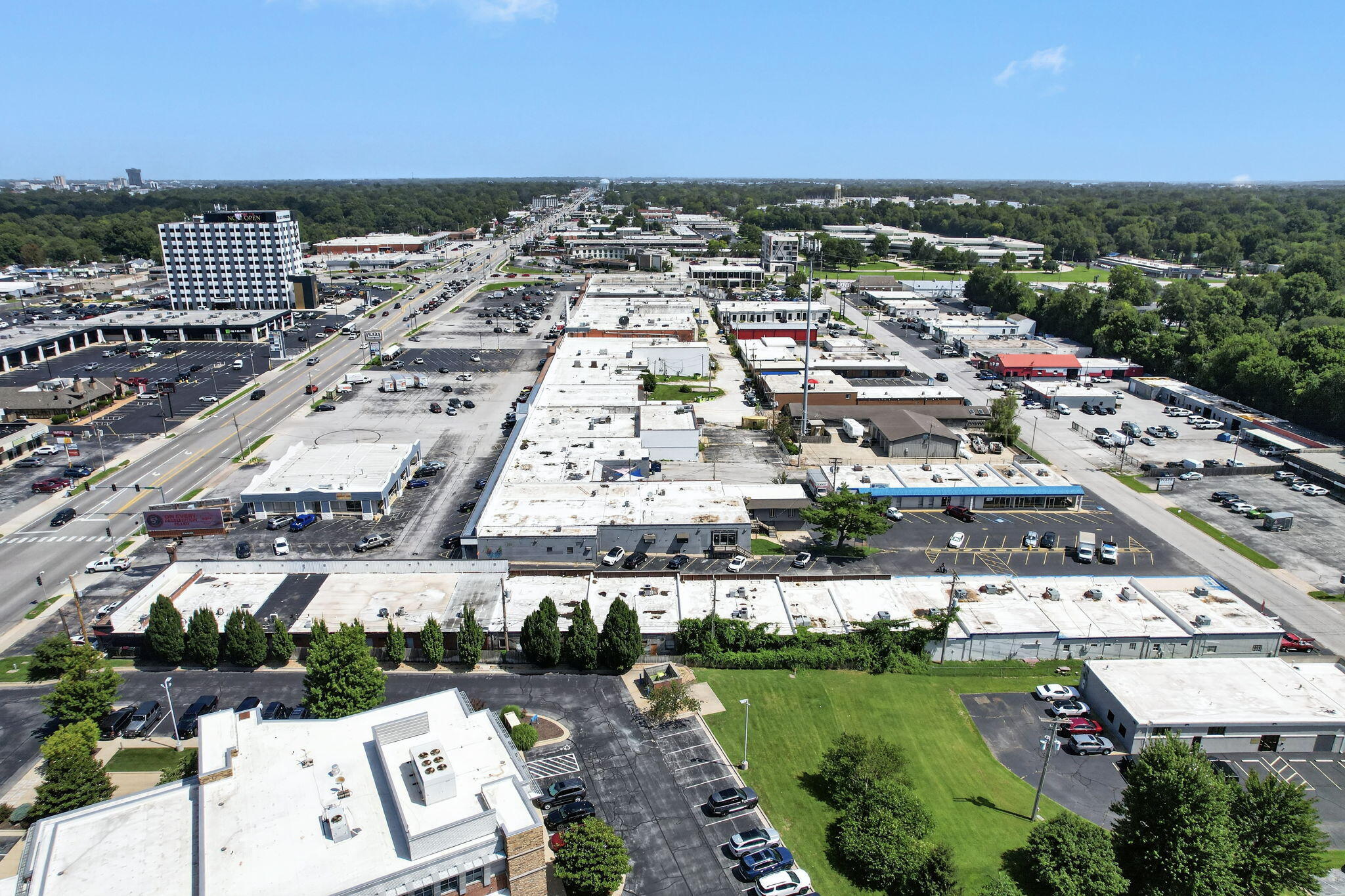 Photo 45 - Commercial Sale for sale – 1950 S Glenstone Avenue  Springfield, MO