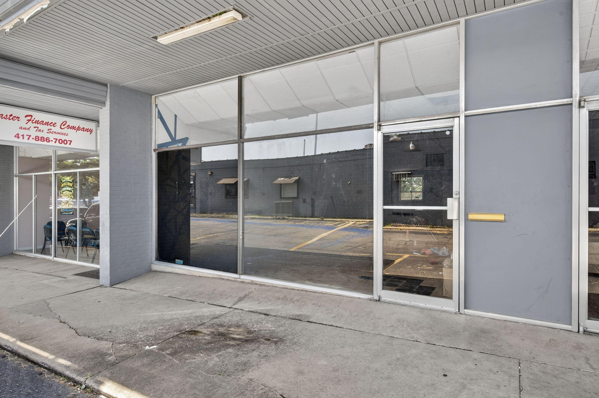 Photo 31 - Commercial Sale for sale – 1950 S Glenstone Avenue  Springfield, MO
