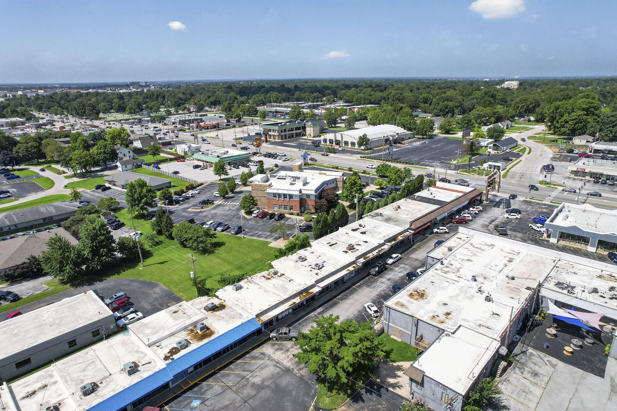 Photo 43 - Commercial Sale for sale – 1950 S Glenstone Avenue  Springfield, MO