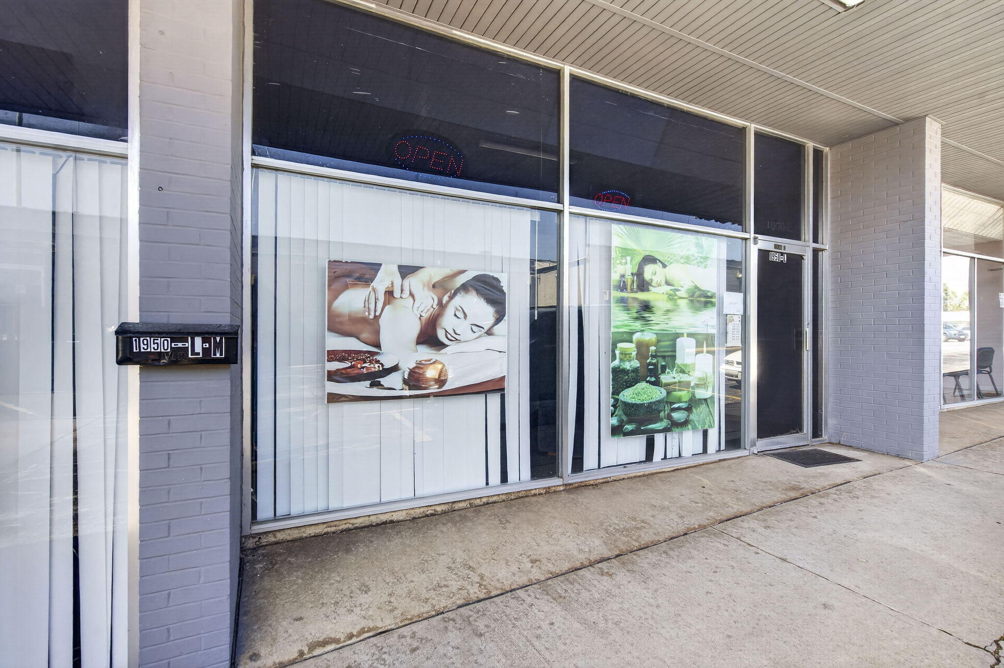 Photo 16 - Commercial Sale for sale – 1950 S Glenstone Avenue  Springfield, MO