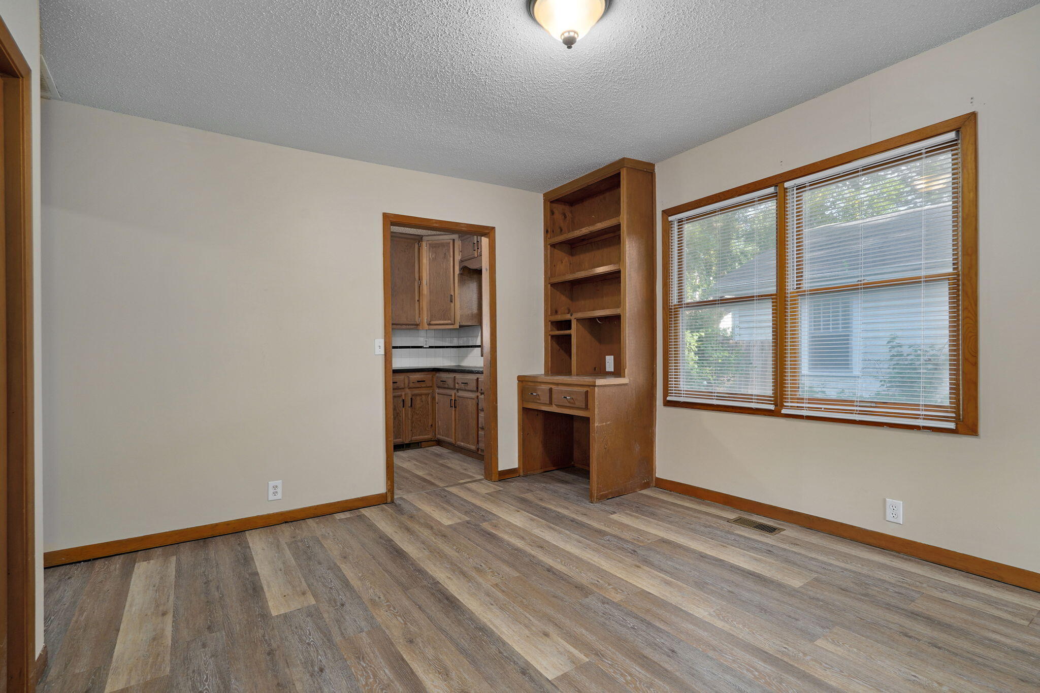 Photo 7 - Residential for sale – 1038 S Stewart Avenue  Springfield, MO