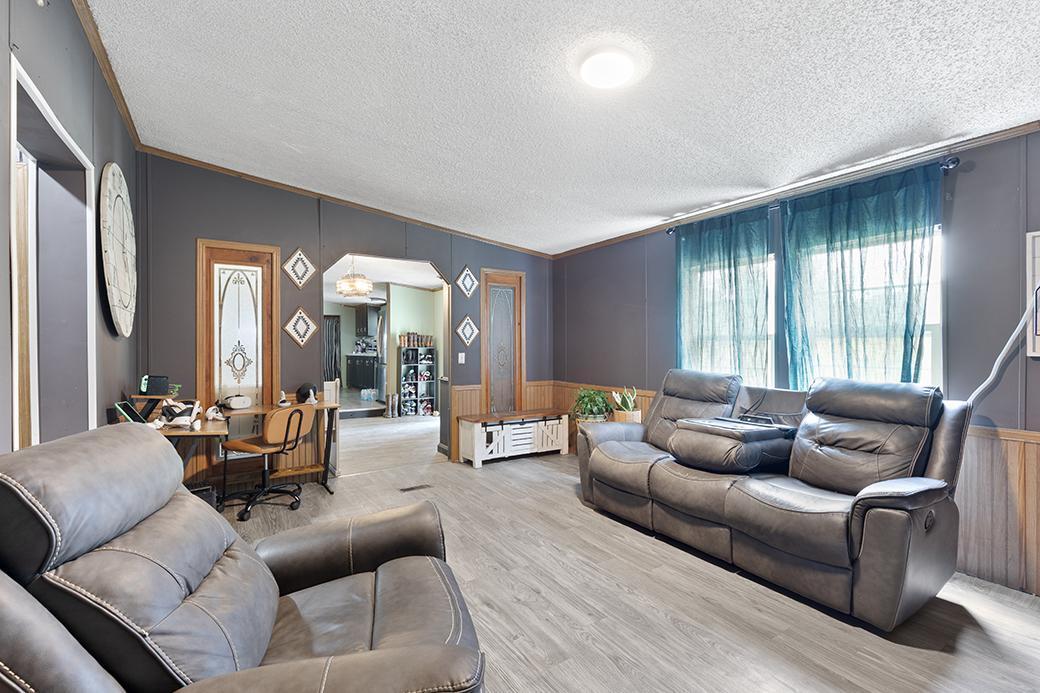 Photo 4 - Residential for sale – 3101  Farm Road 2165   Exeter, MO