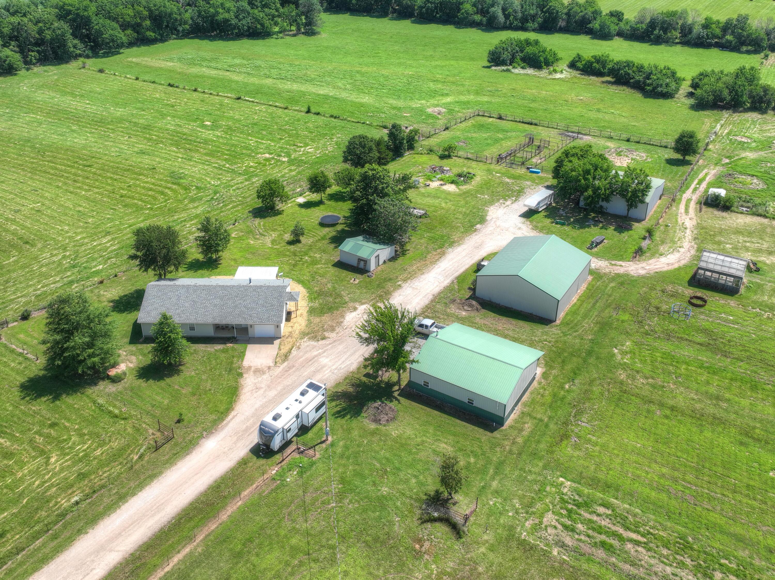 Photo 2 - Farm for sale – 4601  Starling Road  Pierce City, MO