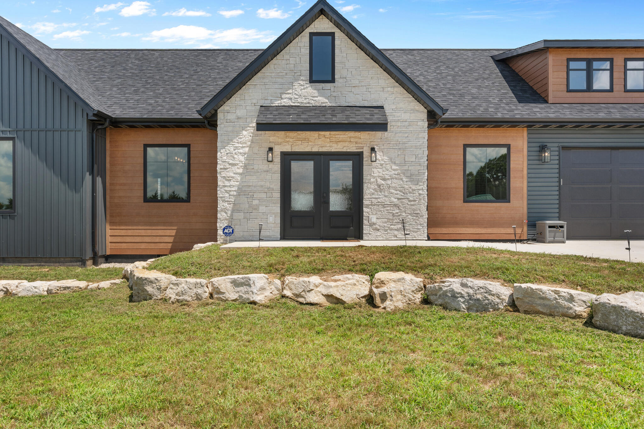 Photo 4 - Residential for sale – 105  Timberview Drive  Seymour, MO