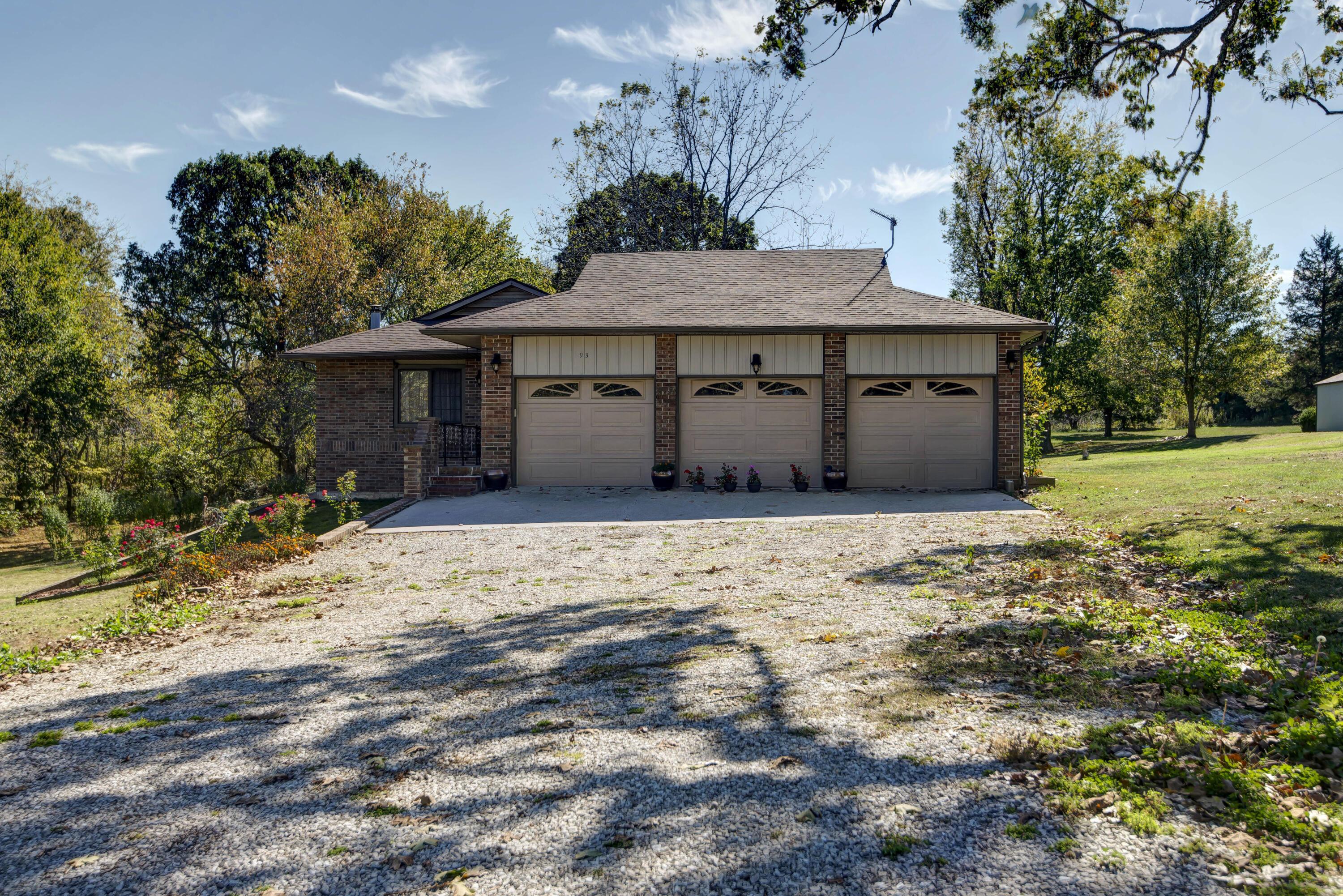 Photo 3 - Residential for sale – 93  Meadow Hill Lane  Rogersville, MO
